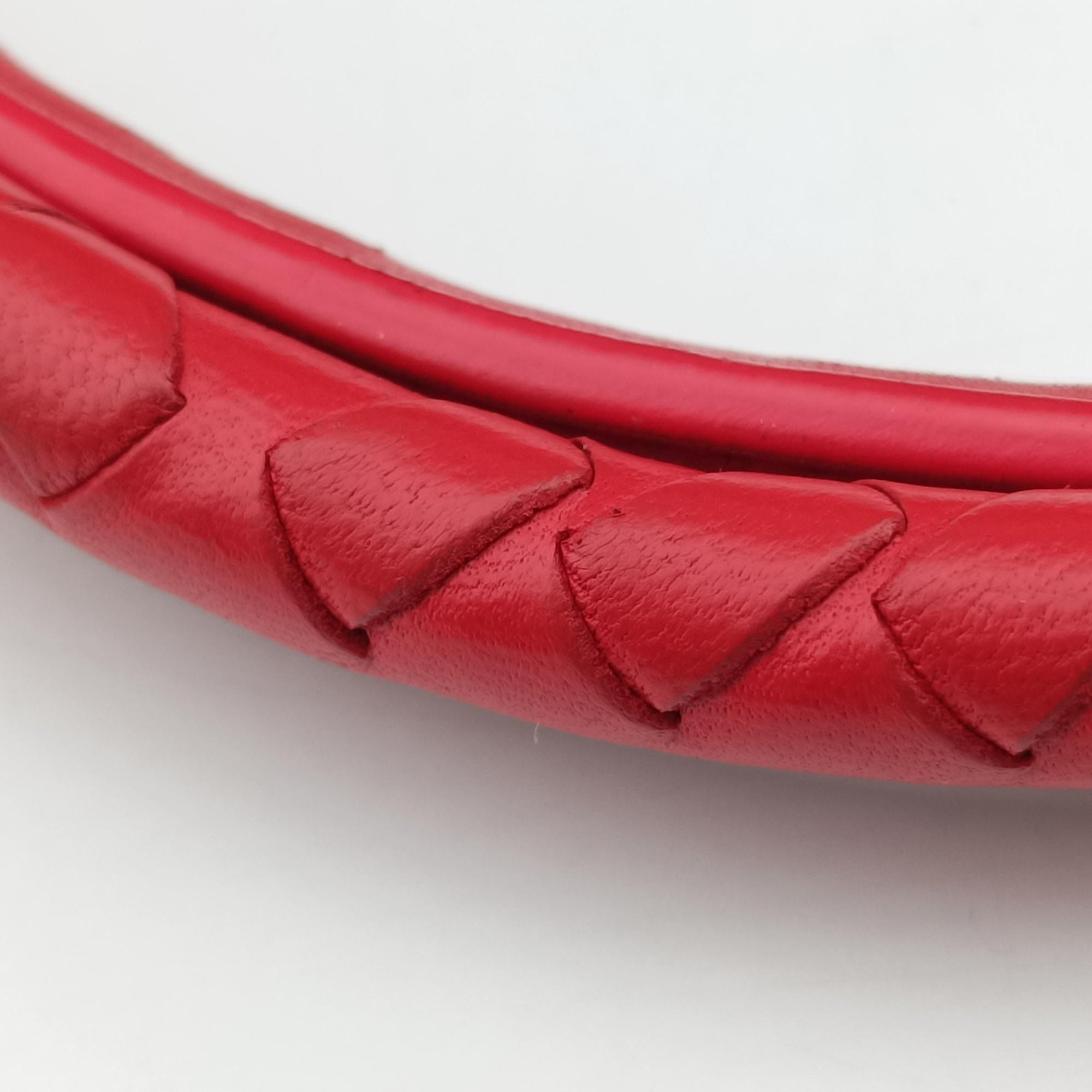 Parachute Intrecciato Red Lambskin B02870693Jパラシュート イントレチャート レッド ラムスキン B02870693J