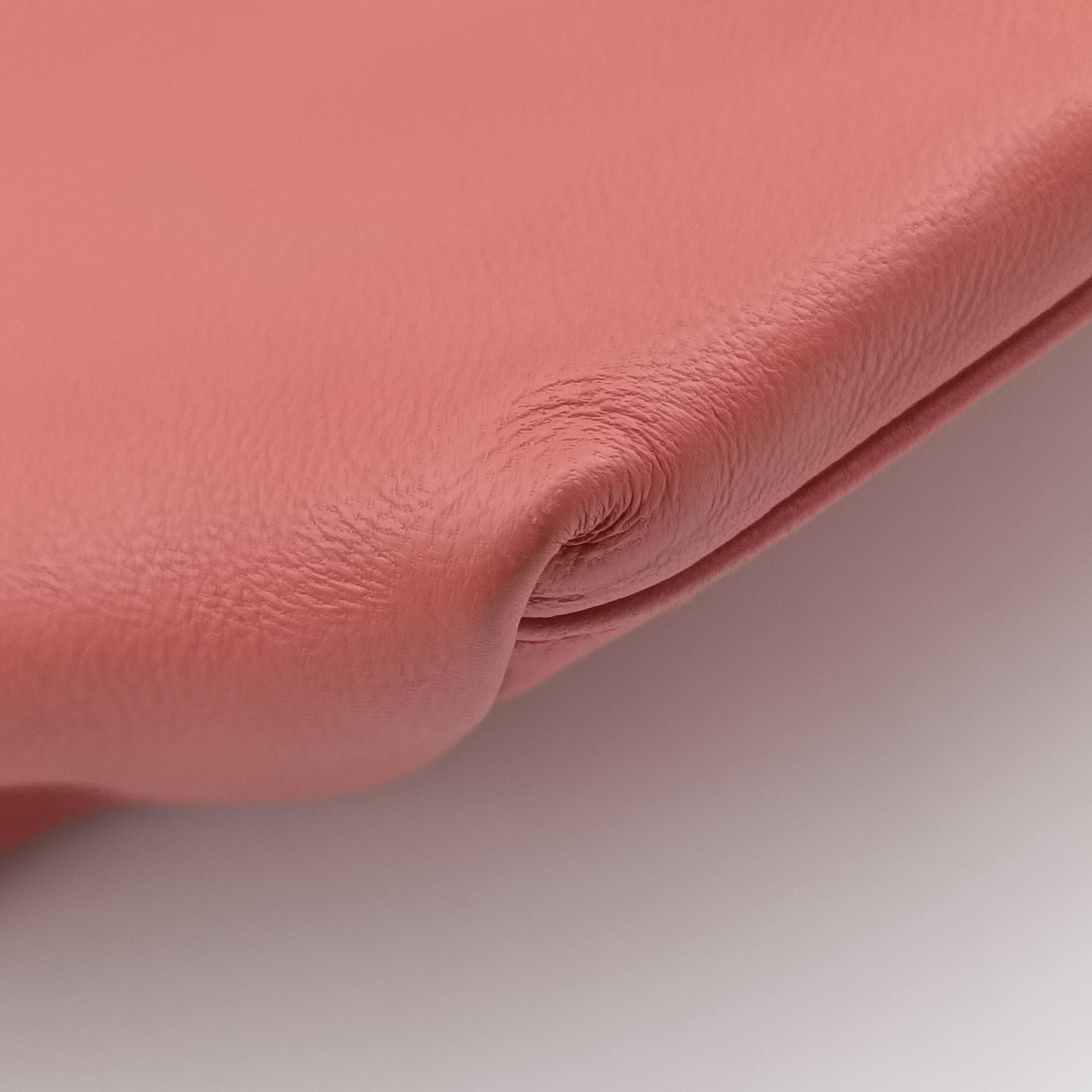 Intrecciato Coral Pink Lambskin IC Chipイントレチャート コーラルピンク ラムスキン ICチップ
