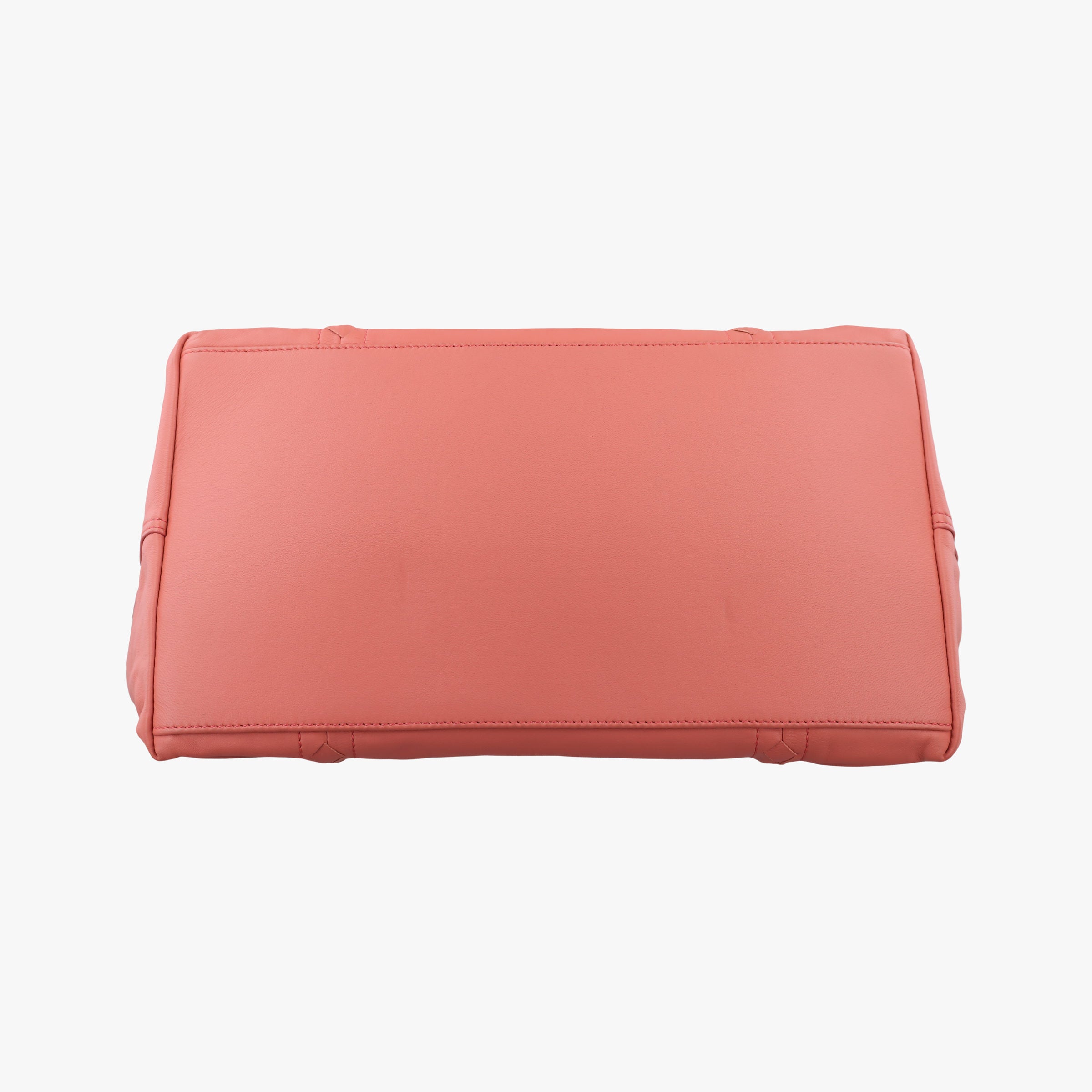 Intrecciato Coral Pink Lambskin IC Chipイントレチャート コーラルピンク ラムスキン ICチップ