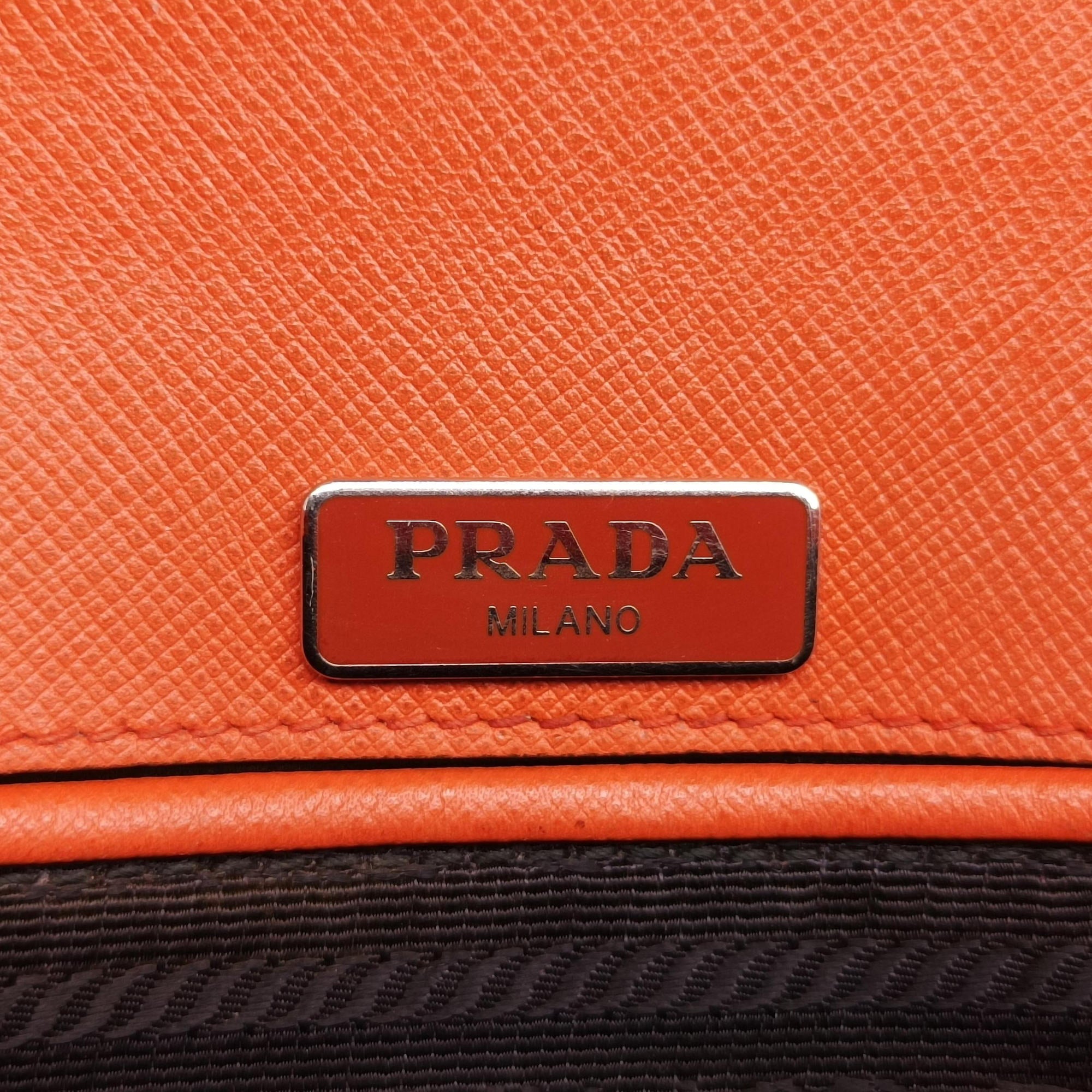Sound Lock Orange SAFFIANO Leather BN0924 127サウンドロック オレンジ サフィアーノレザー BN0924 127