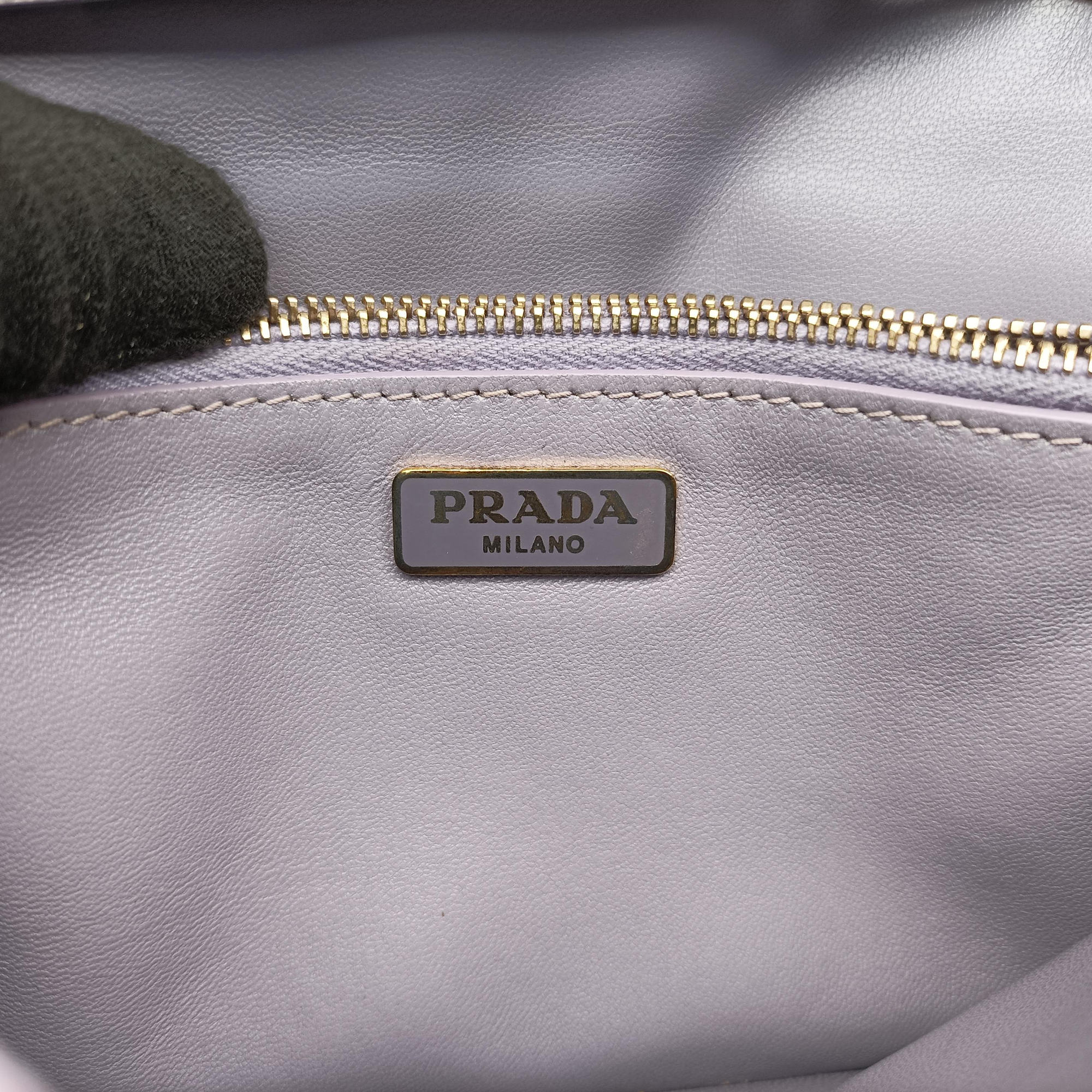 Logo Chain Purple SAFFIANO Leather BT1035 180/Hロゴチェーン パープル サフィアーノレザー BT1035 180/H