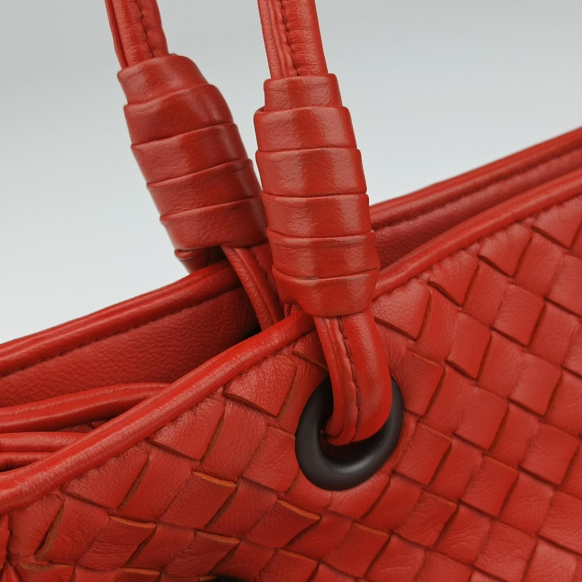 Intrecciato Red lambskin B08182798Iイントレチャート レッド ラムスキン B08182798I