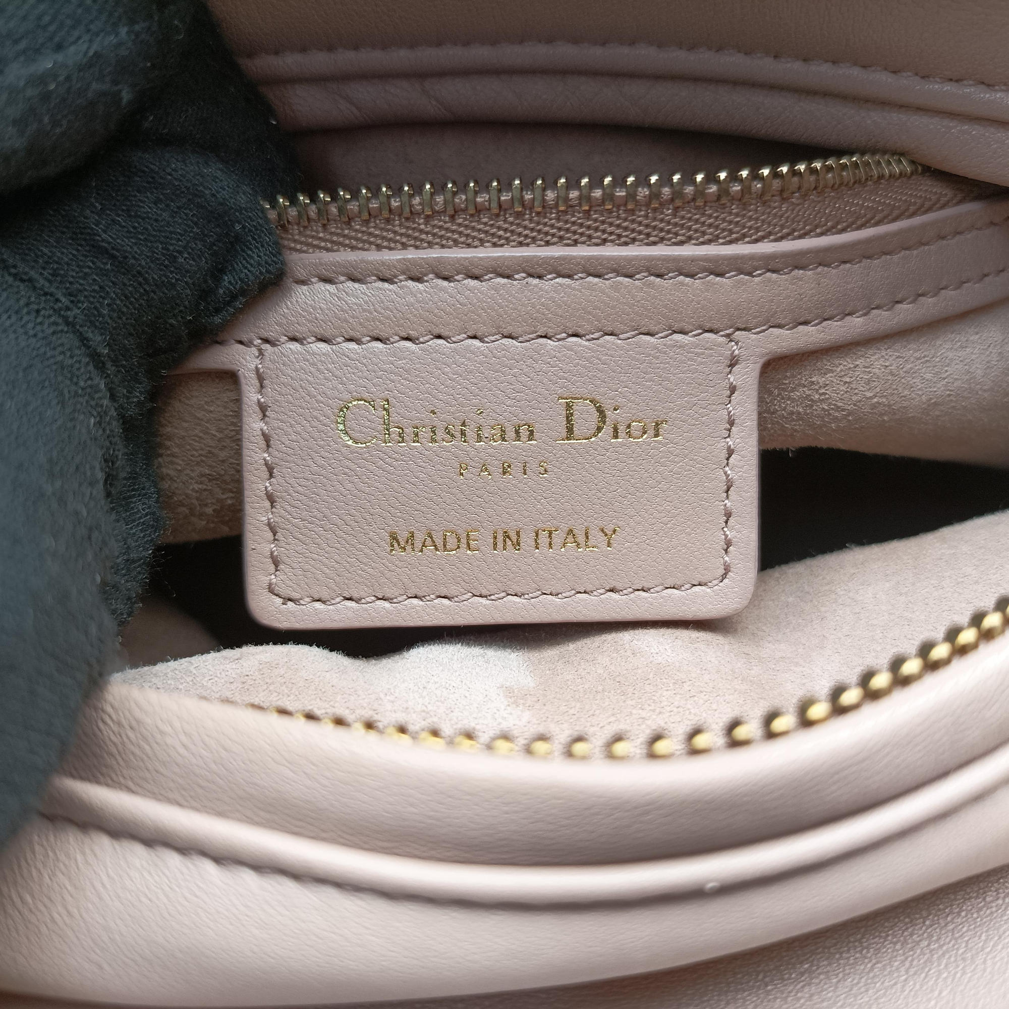 Lady Dior Pink lambskin 16-BO-0127レディディオール ピンク ラムスキン 16-BO-0127