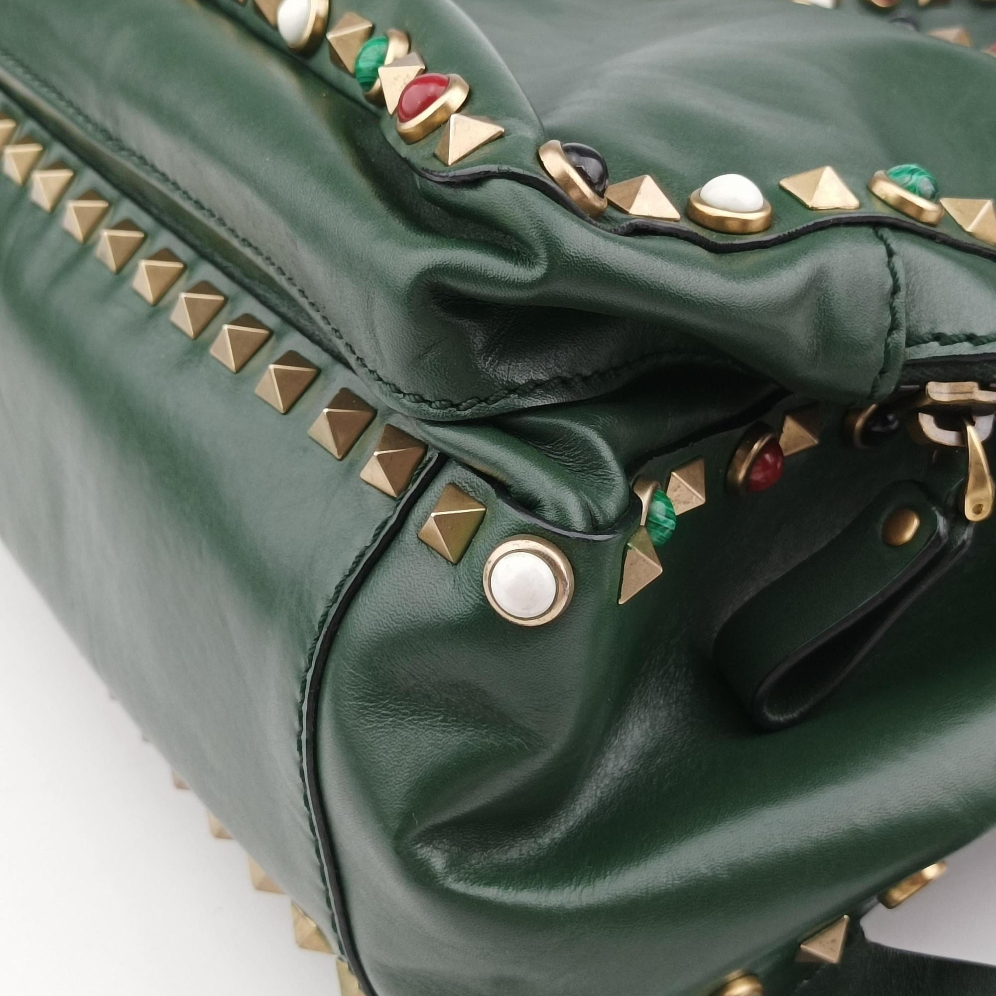 Rockstud Green Leather BL-K858NDF0ロックスタッズ グリーン レザー BL-K858NDF0