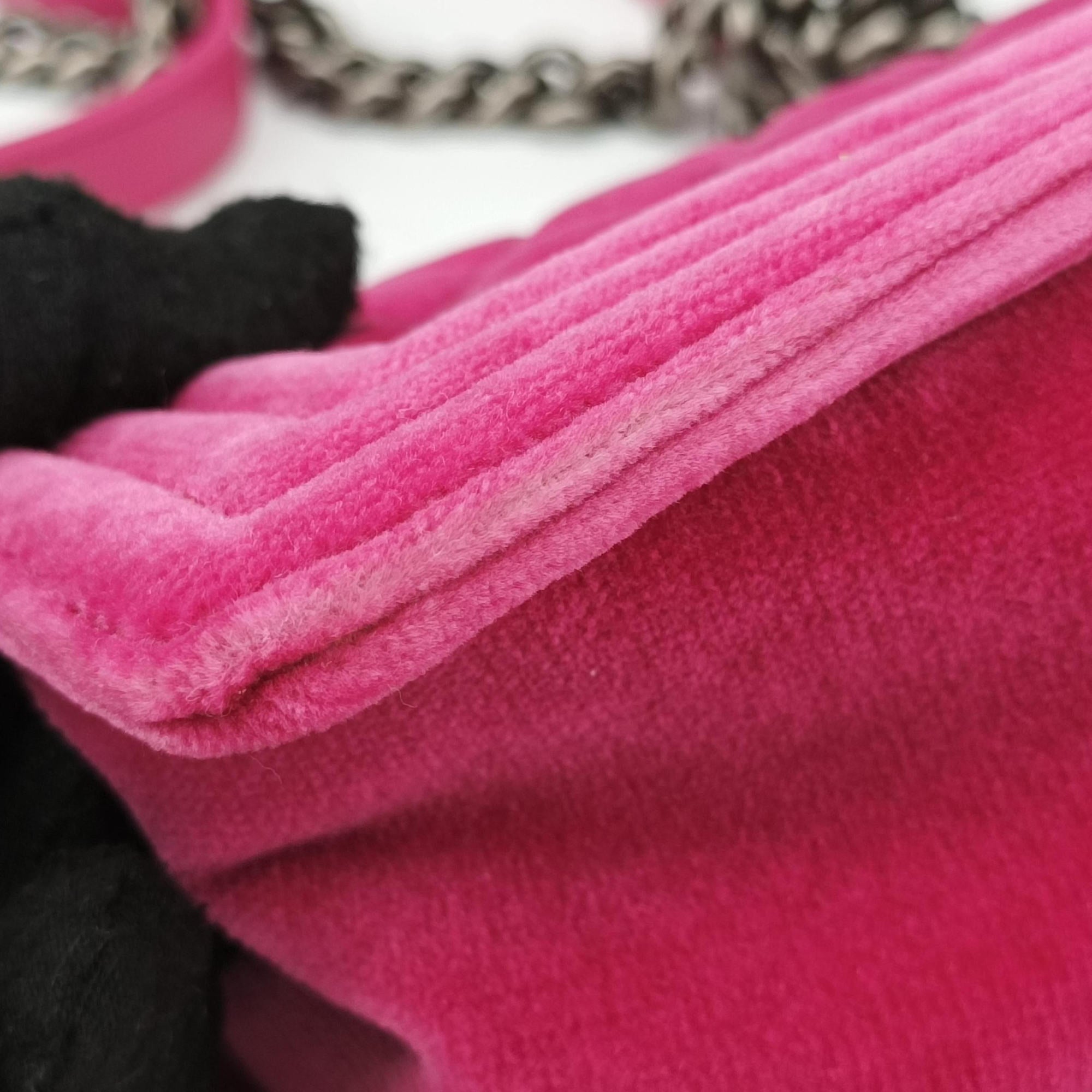 BOY CHANEL Rose velour A67416 18369929ボーイシャネル ローズ レッド ベロア A67416 18369929