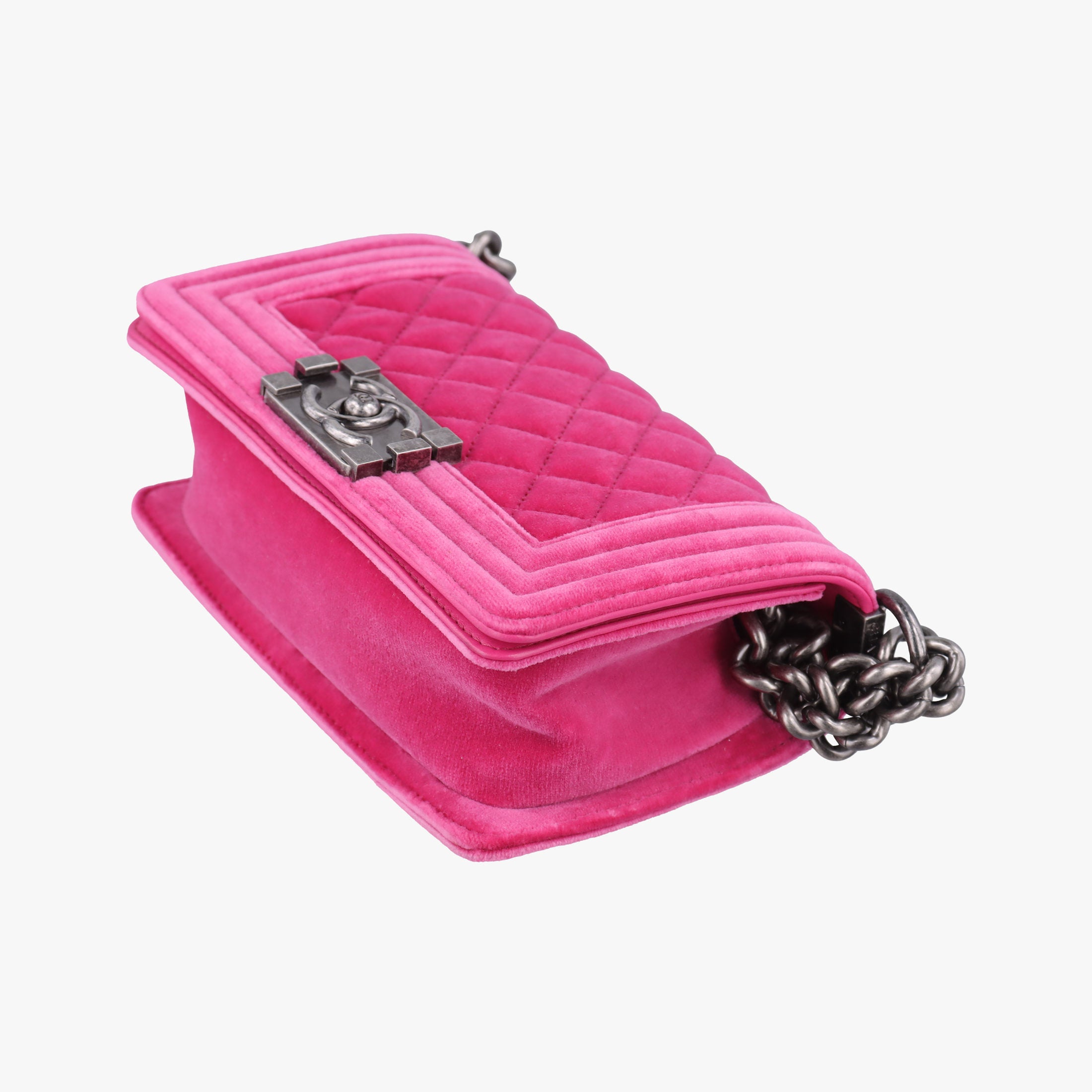 BOY CHANEL Rose velour A67416 18369929ボーイシャネル ローズ レッド ベロア A67416 18369929