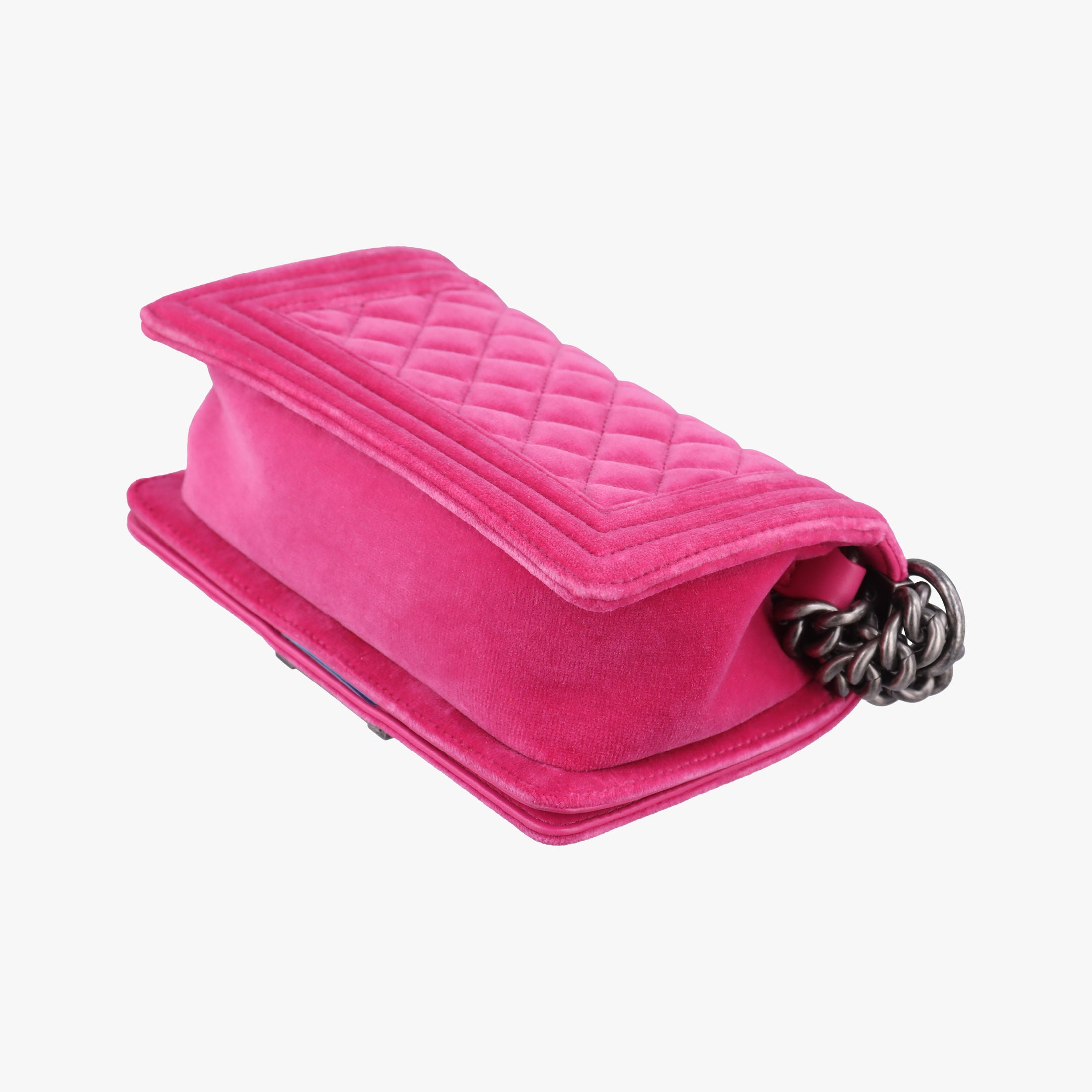 BOY CHANEL Rose velour A67416 18369929ボーイシャネル ローズ レッド ベロア A67416 18369929