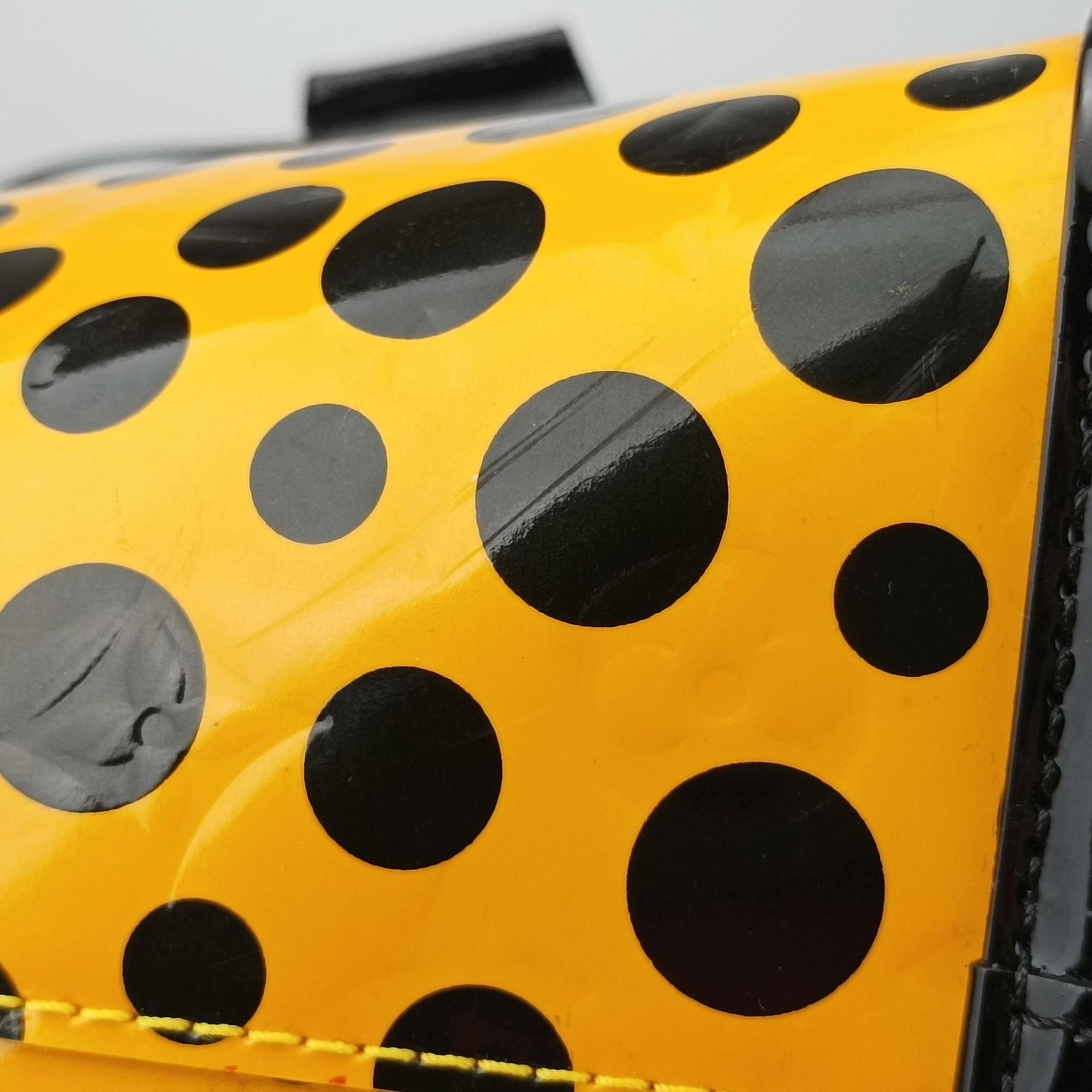 Dot Infinity Lockit MM Yayoi Kusama Jaune×Black Vernis M91398 FL1102ドットインフィニティ ロックイット MM ヤヨイクサマ ジョーヌ×ブラック ヴェルニ M91398 FL1102