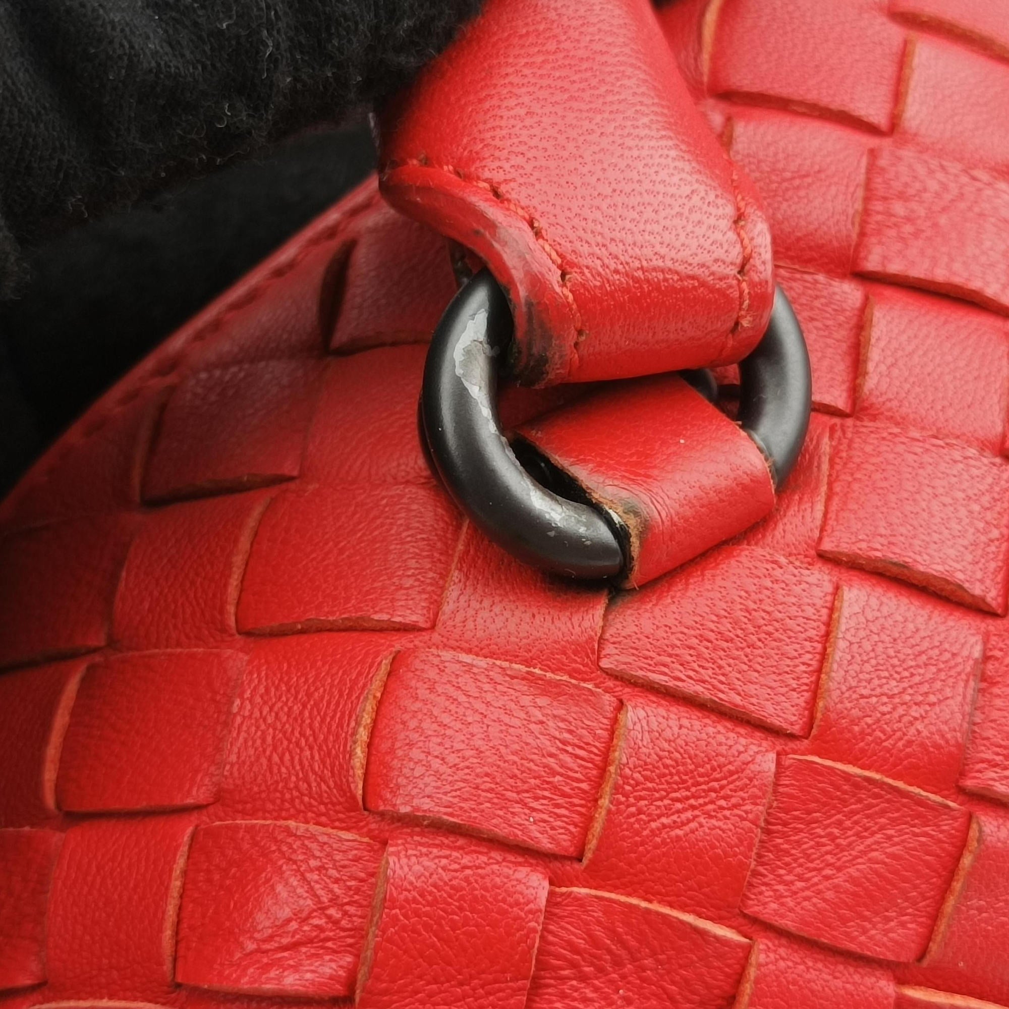 Intrecciato Red lambskin B05037778Sイントレチャート レッド ラムスキン B05037778S