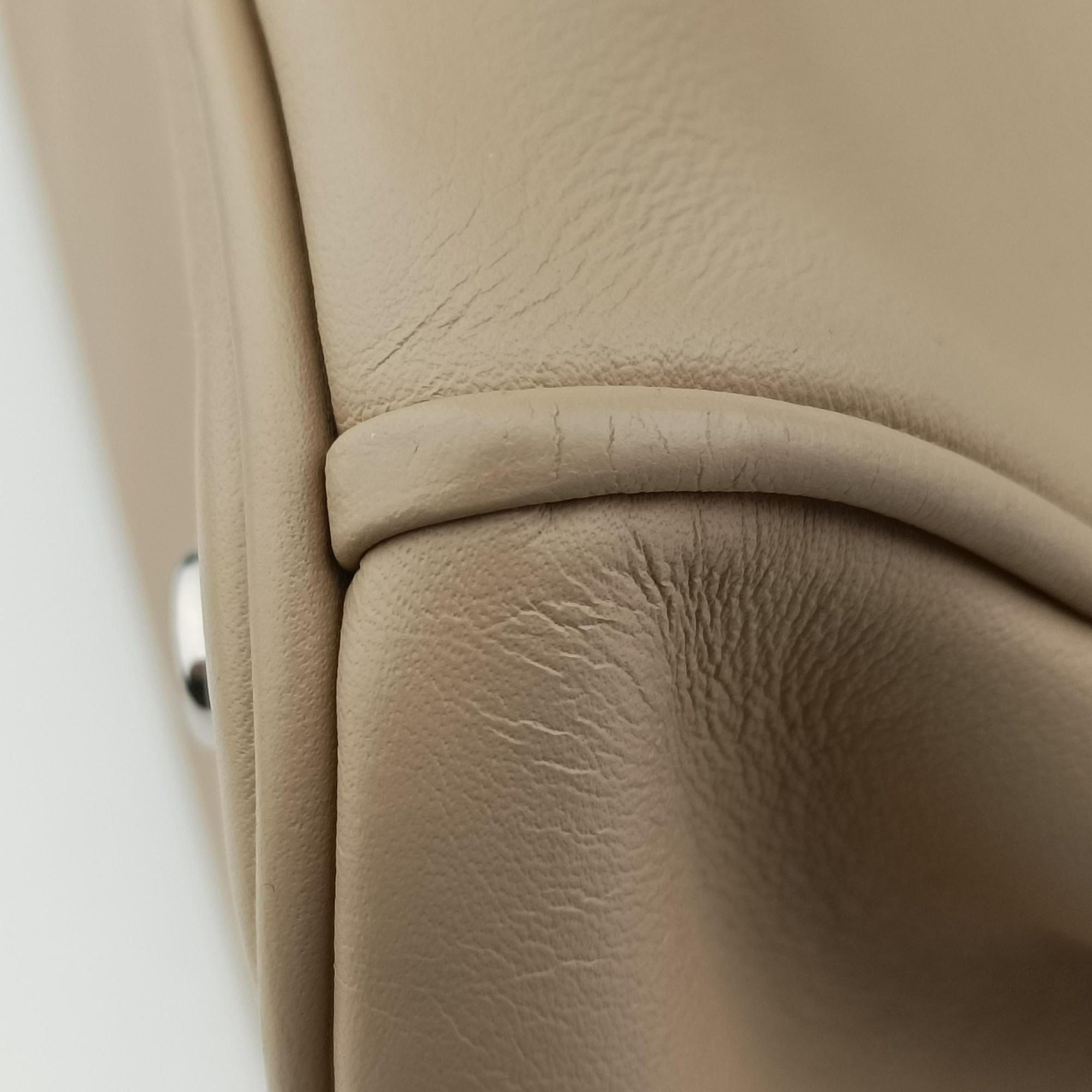 Diorissimo Beige Leather 19-MA-0132ディオリッシモ ベージュ レザー 19-MA-0132