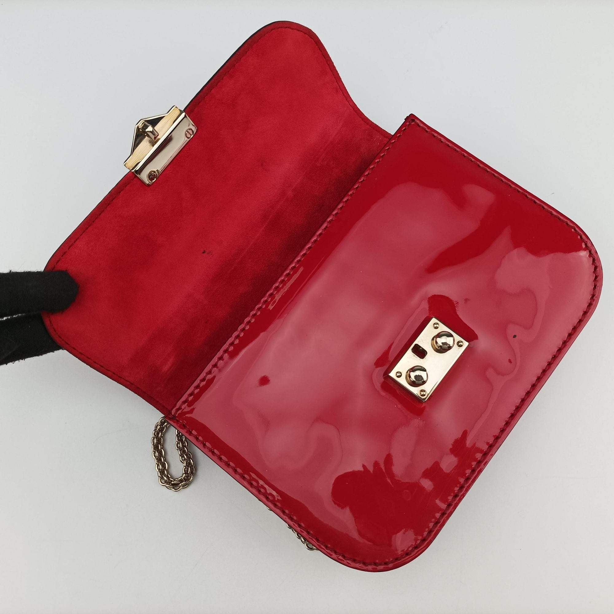 Rockstud Glam Lock Red Patent Leather Lot number unknownロックスタッズグラムロックスモール レッド パテント 製番不明