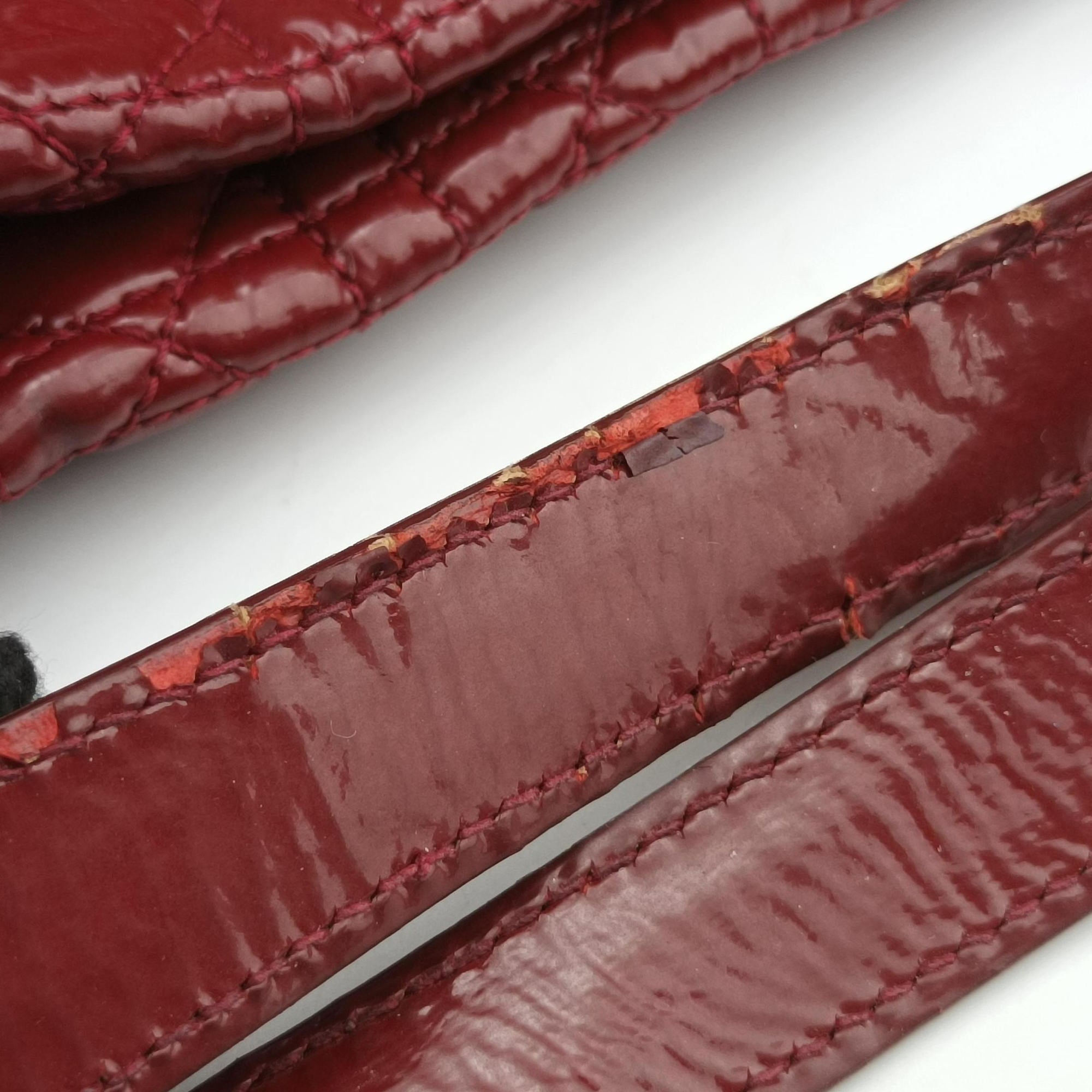 Dior Soft Red patent 01-RU-0161ディオールソフト レッド パテント 01-RU-0161