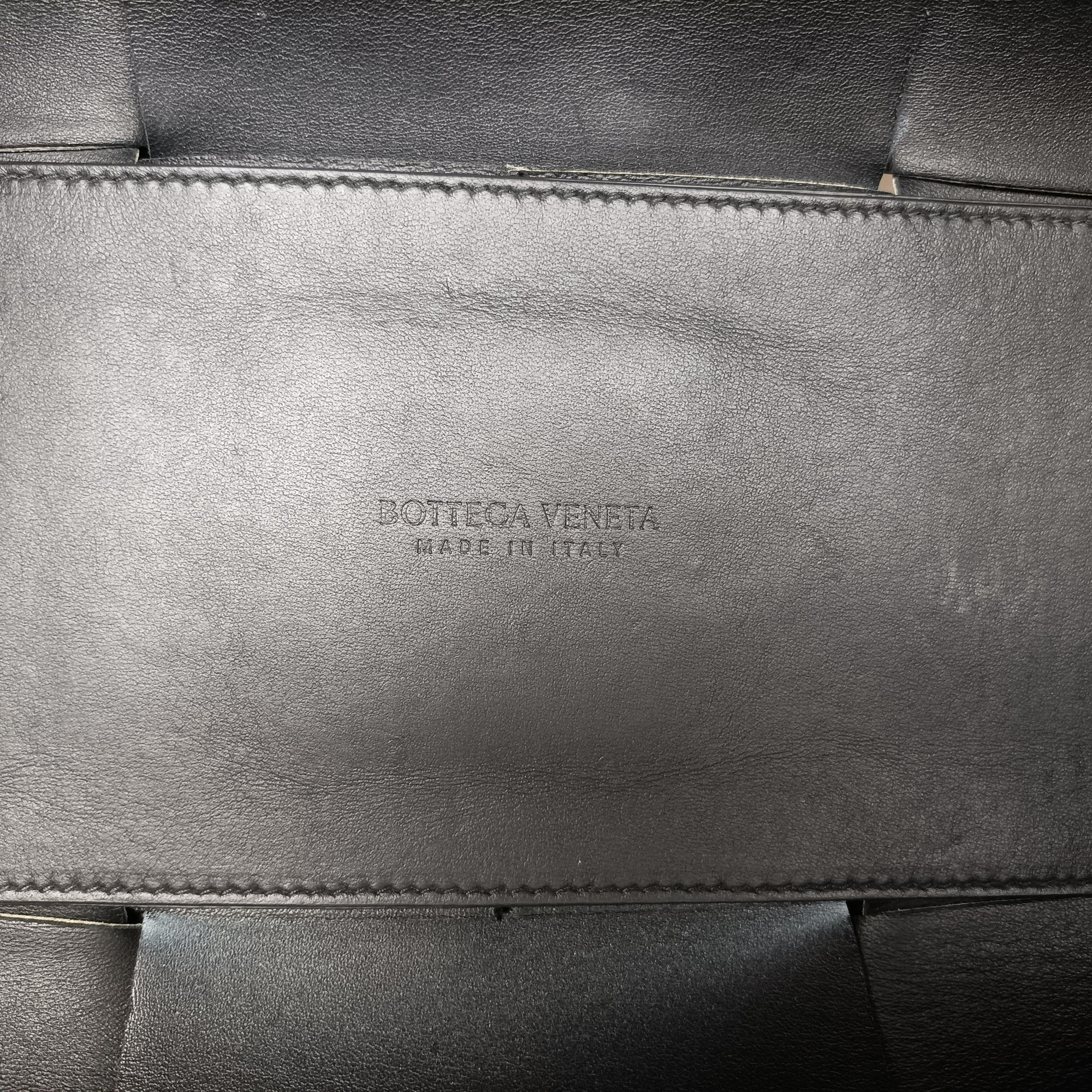 The Arcotote White lambskin B09451656Wザ アルコトート ホワイト ラムスキン B09451656W
