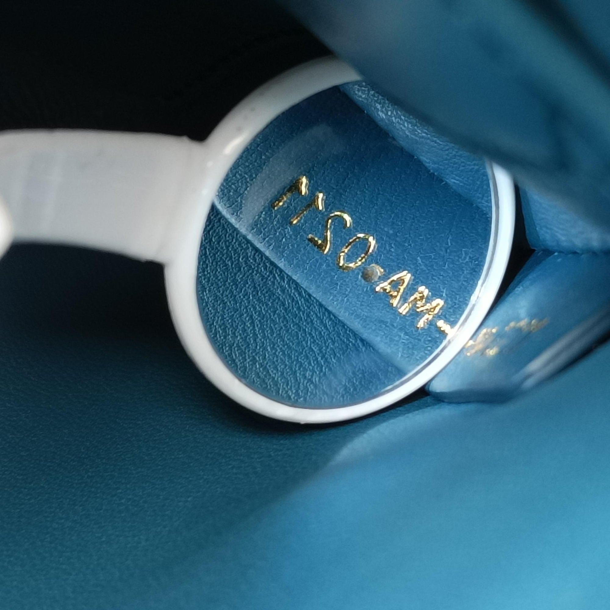 Diordouble Blue Leather 29-MA-0211ディオール ダブル ミディアム ブルー レザー 29-MA-0211