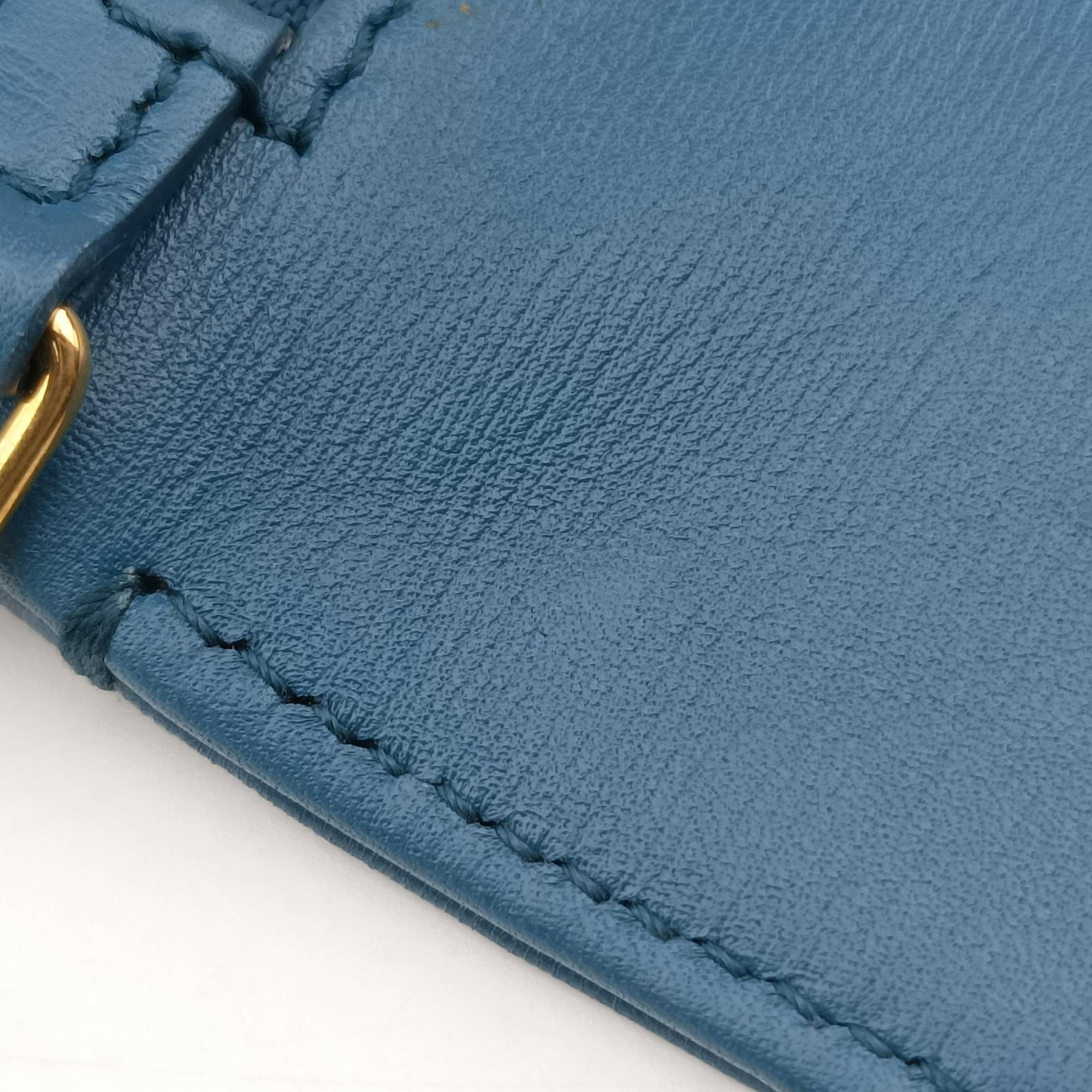 Diordouble Blue Leather 29-MA-0211ディオール ダブル ミディアム ブルー レザー 29-MA-0211