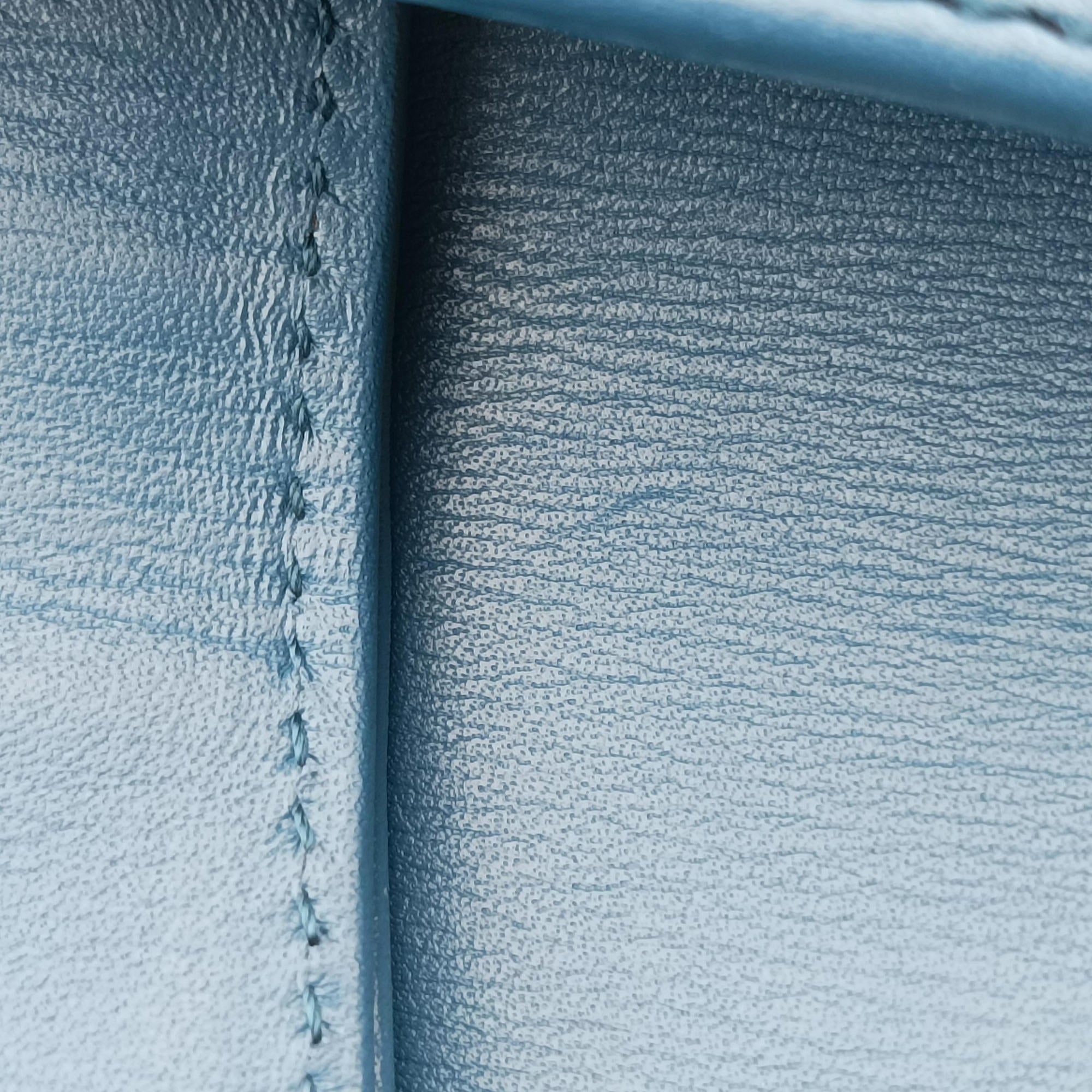 Diordouble Blue Leather 29-MA-0211ディオール ダブル ミディアム ブルー レザー 29-MA-0211