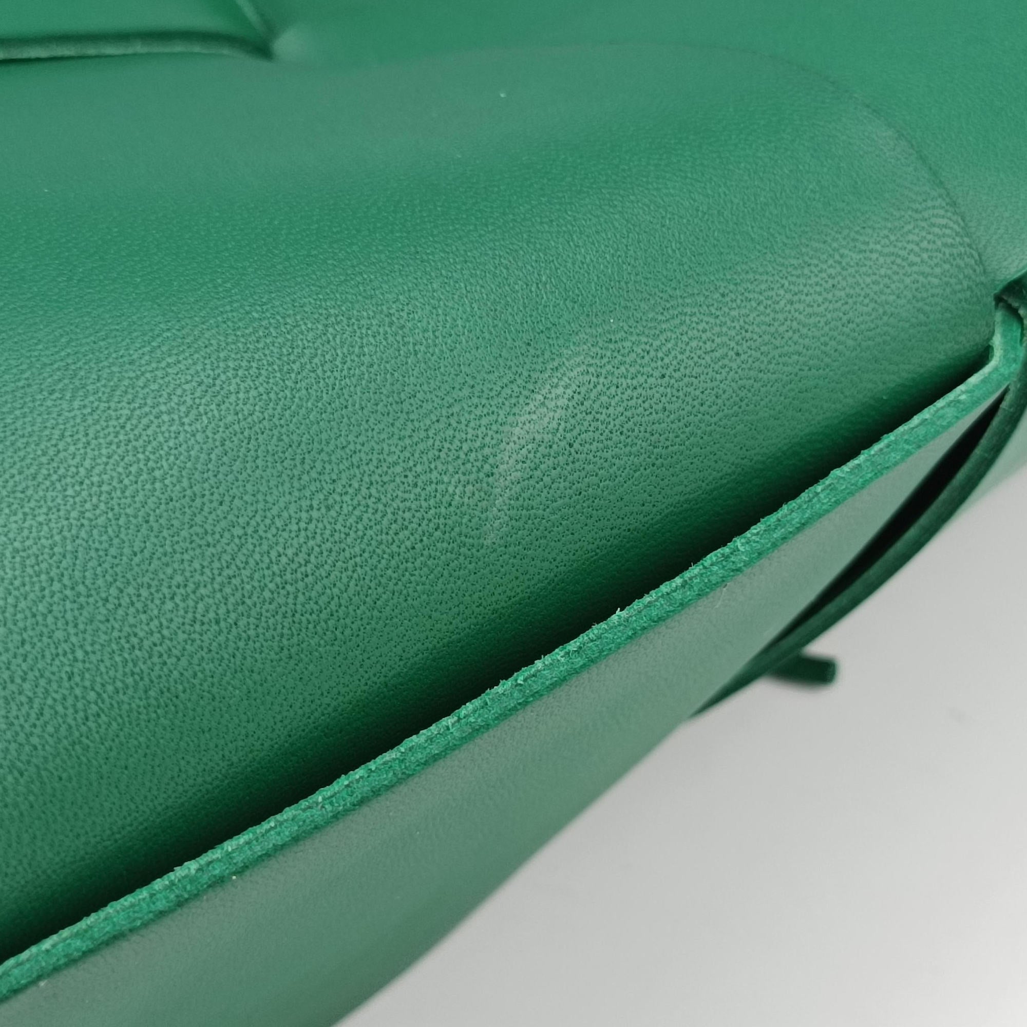 THE ARCO Tote Medium Green lambskin B09372800Lミディアム ザ アルコ トート グリーン ラムスキン B09372800L