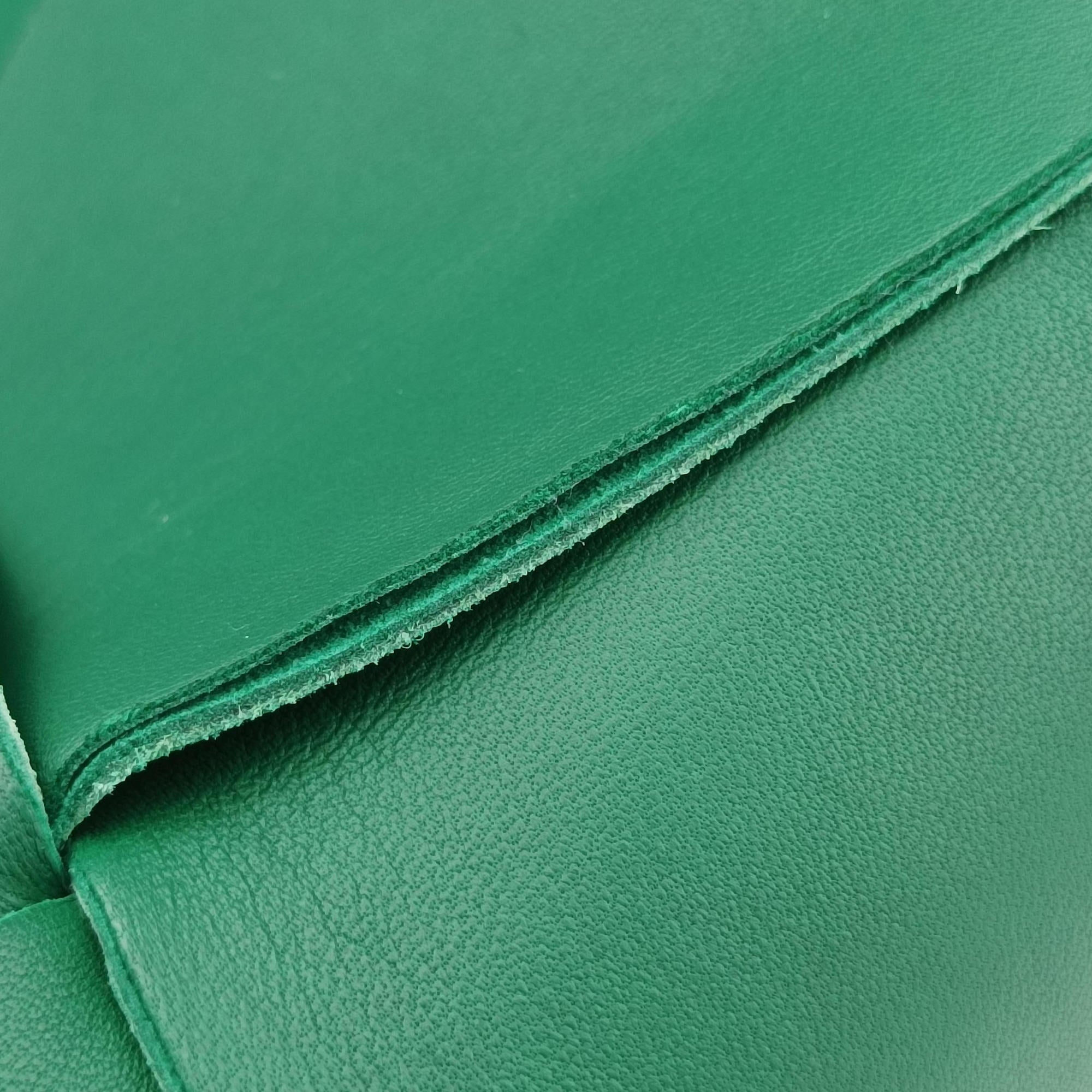 THE ARCO Tote Medium Green lambskin B09372800Lミディアム ザ アルコ トート グリーン ラムスキン B09372800L