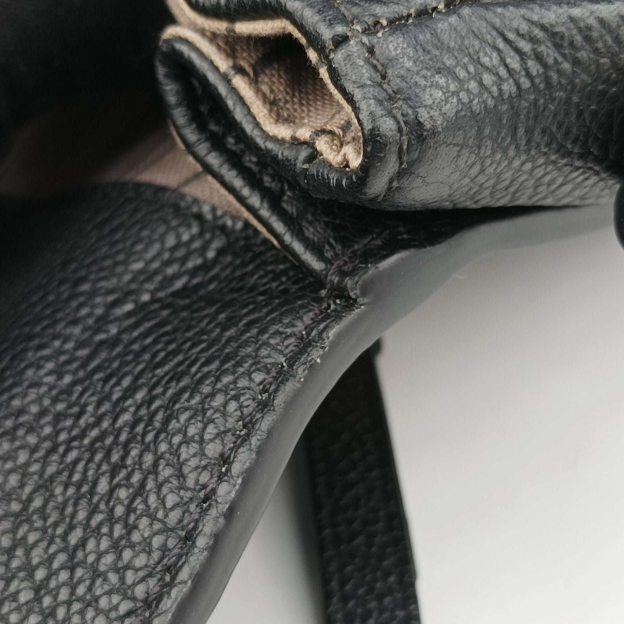 Pochette Metis MM Black Monogram Empreinte M41487 GI2189ポシェットメティスMM ブラック モノグラム アンプラント M41487 GI2189