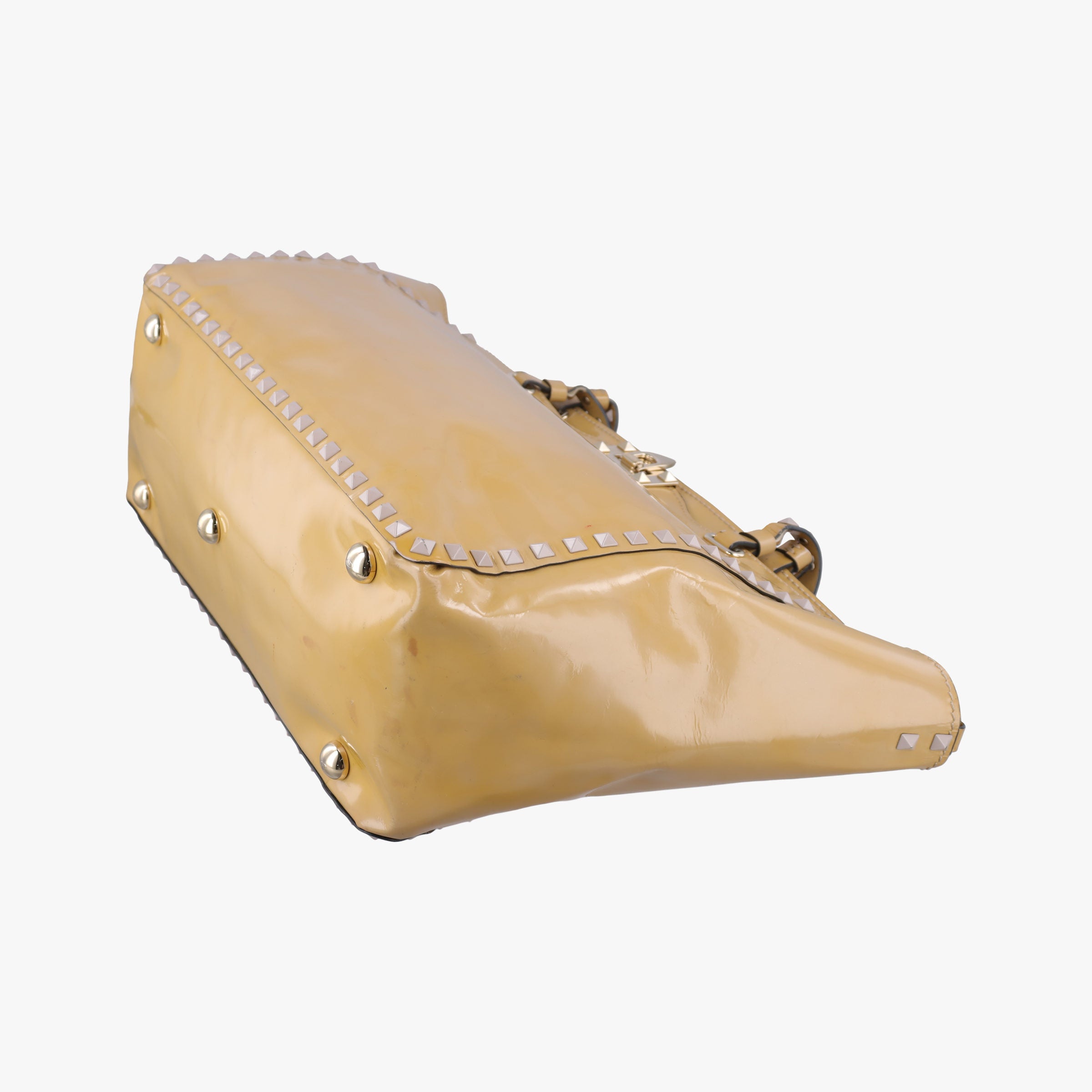 Rockstud khaki Patent Leather Lot number unknownロックスタッズ イエロー パテント 製番不明