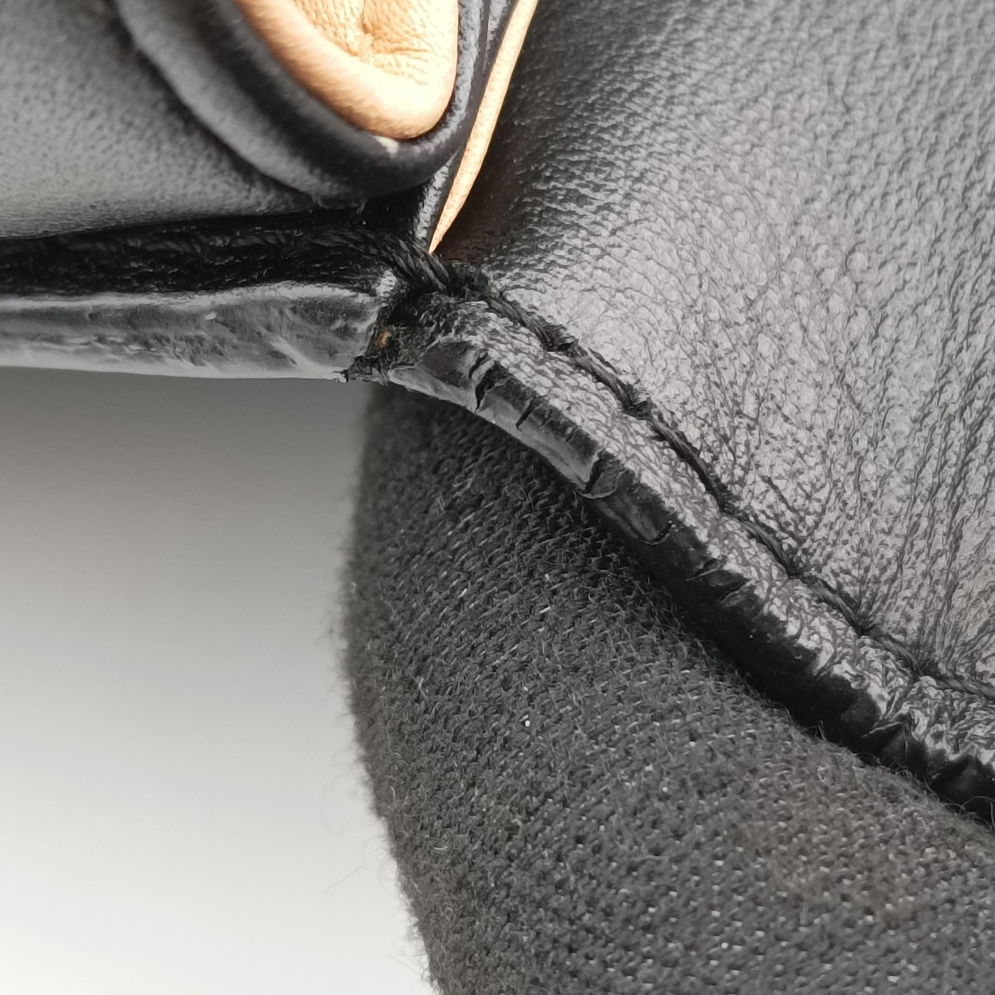 Tampete Black Leather KO5Dタンペート ブラック レザー KO5D