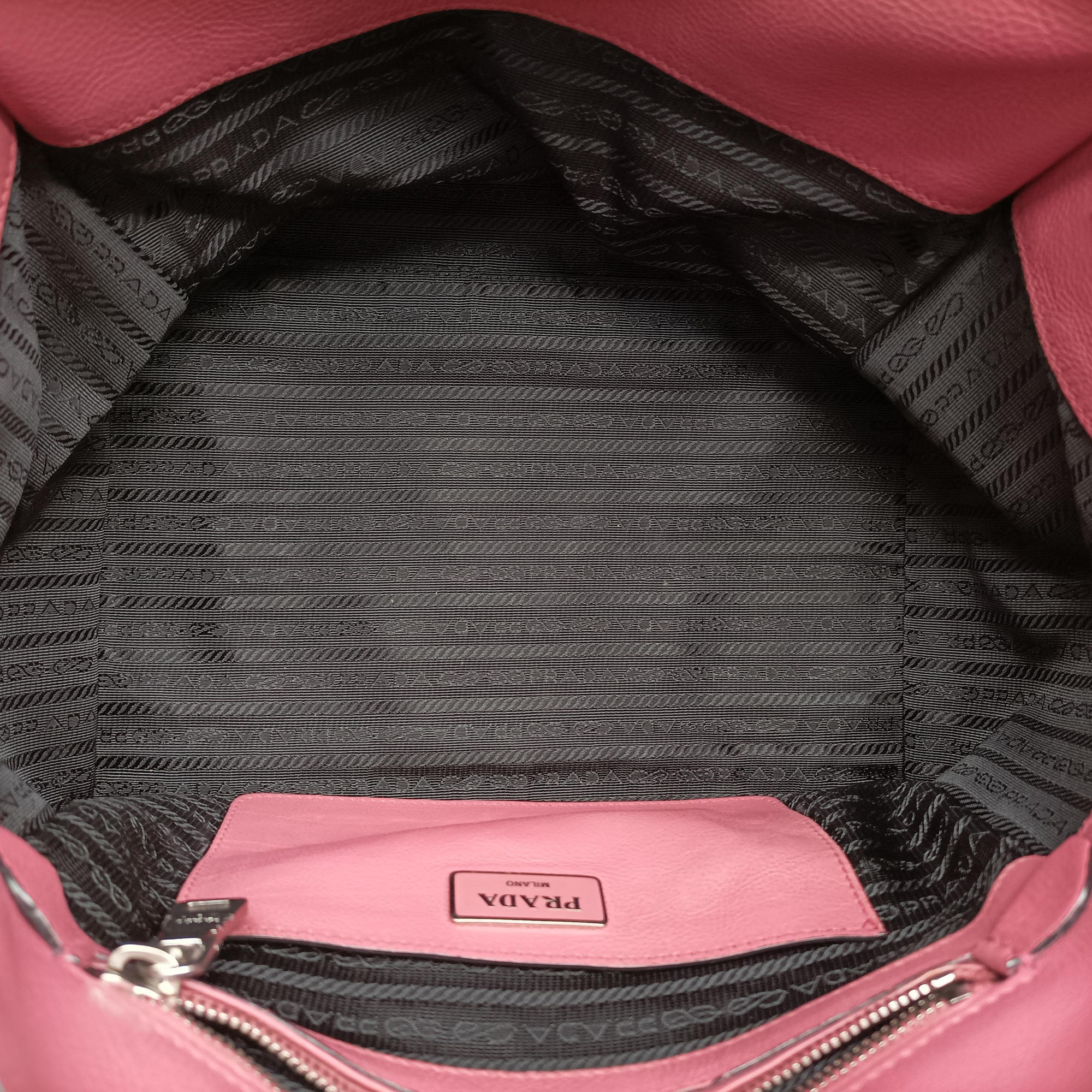 Twin Pocket Winged Tote Pink Leather BN2619 110ツイン ポケット ウィング トート ピンク レザー BN2619 110