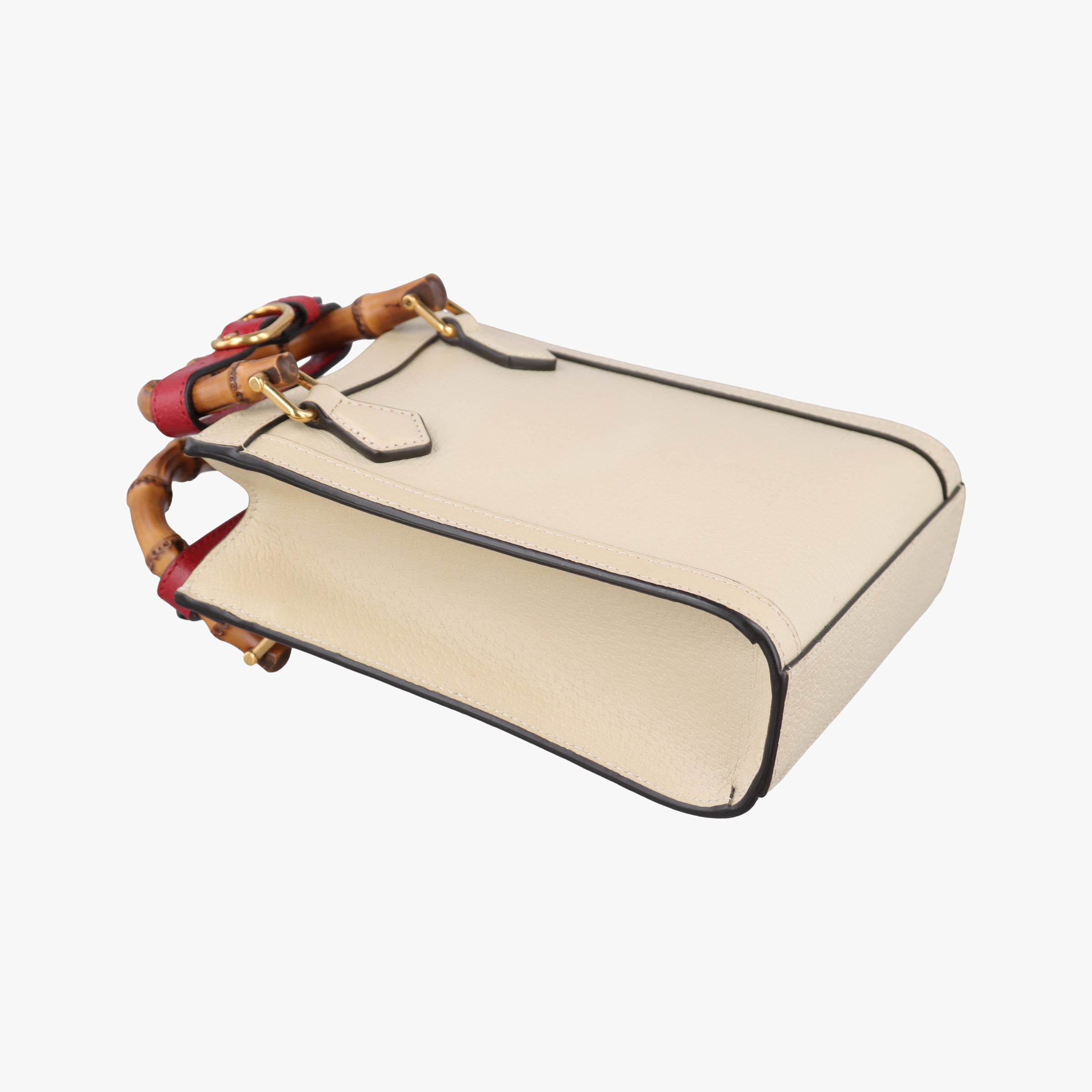 Diana Bamboo White Leather 739079 D040101588ダイアナ バンブー ホワイト レザー 739079 D040101588