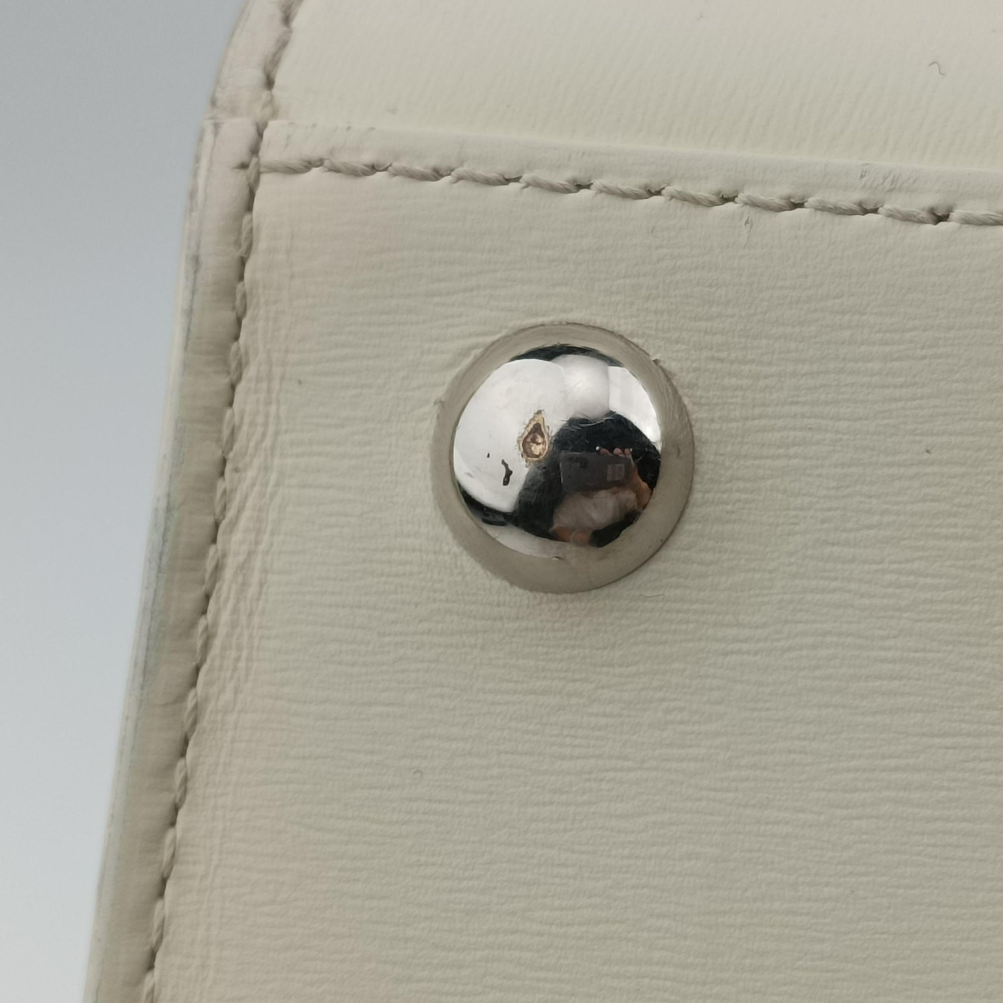 Brillant White Leather HO6Aブリヨン ホワイト レザー HO6A