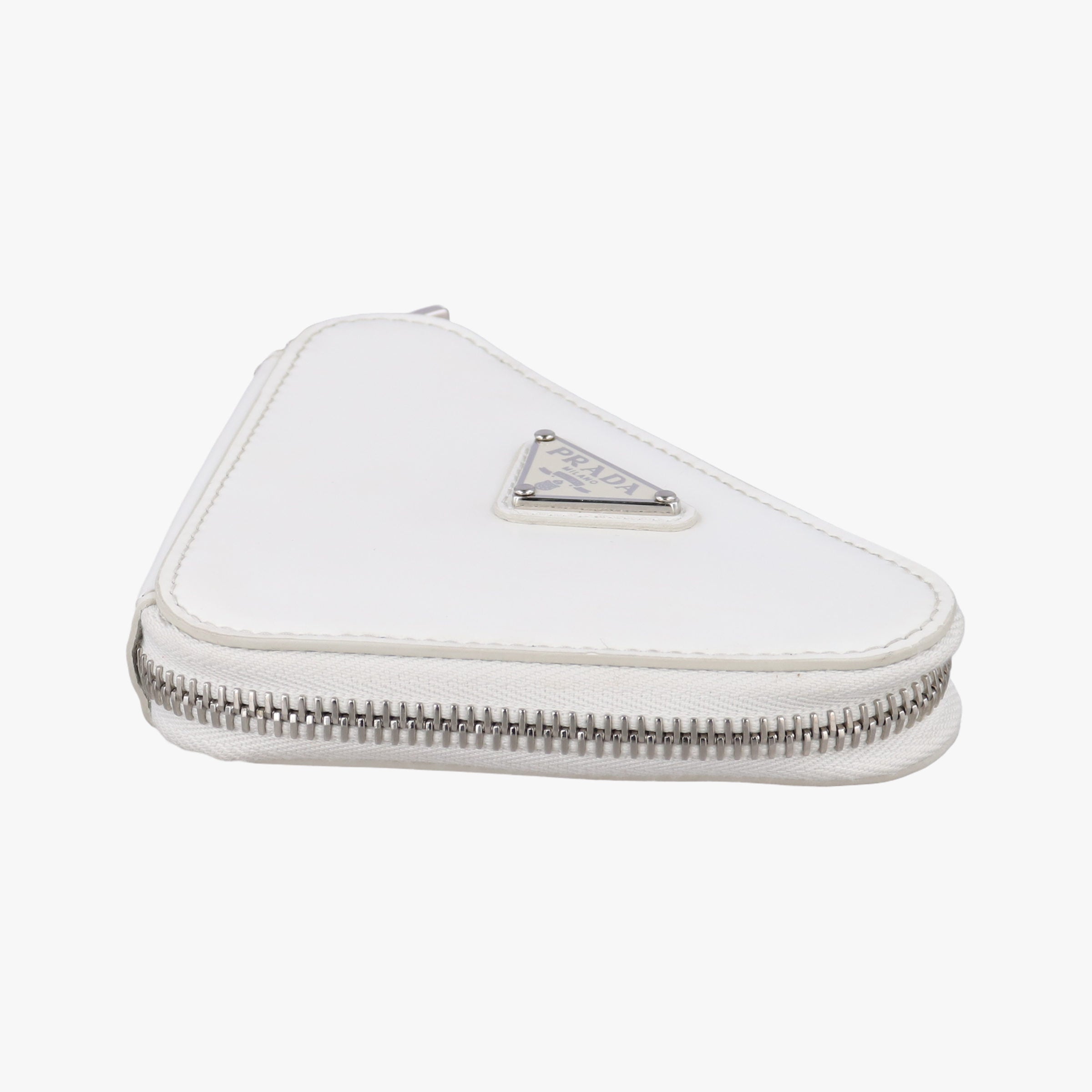 Triangle Chain Pouch White Leather 230-Aトライアングル チェーン ポーチ ホワイト レザー 230-A