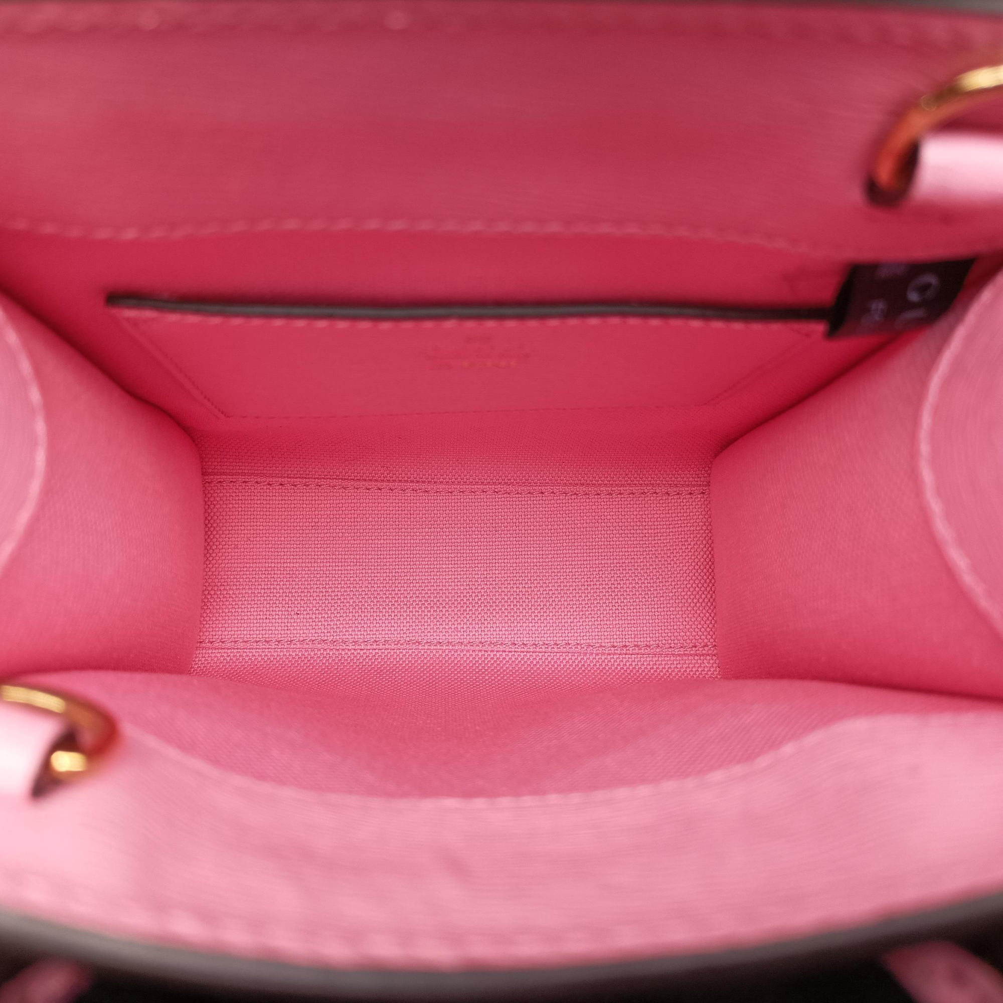 Bananya Mini Pink Leather 671623 F038425373バナニャ ミニ ピンク レザー 671623 F038425373