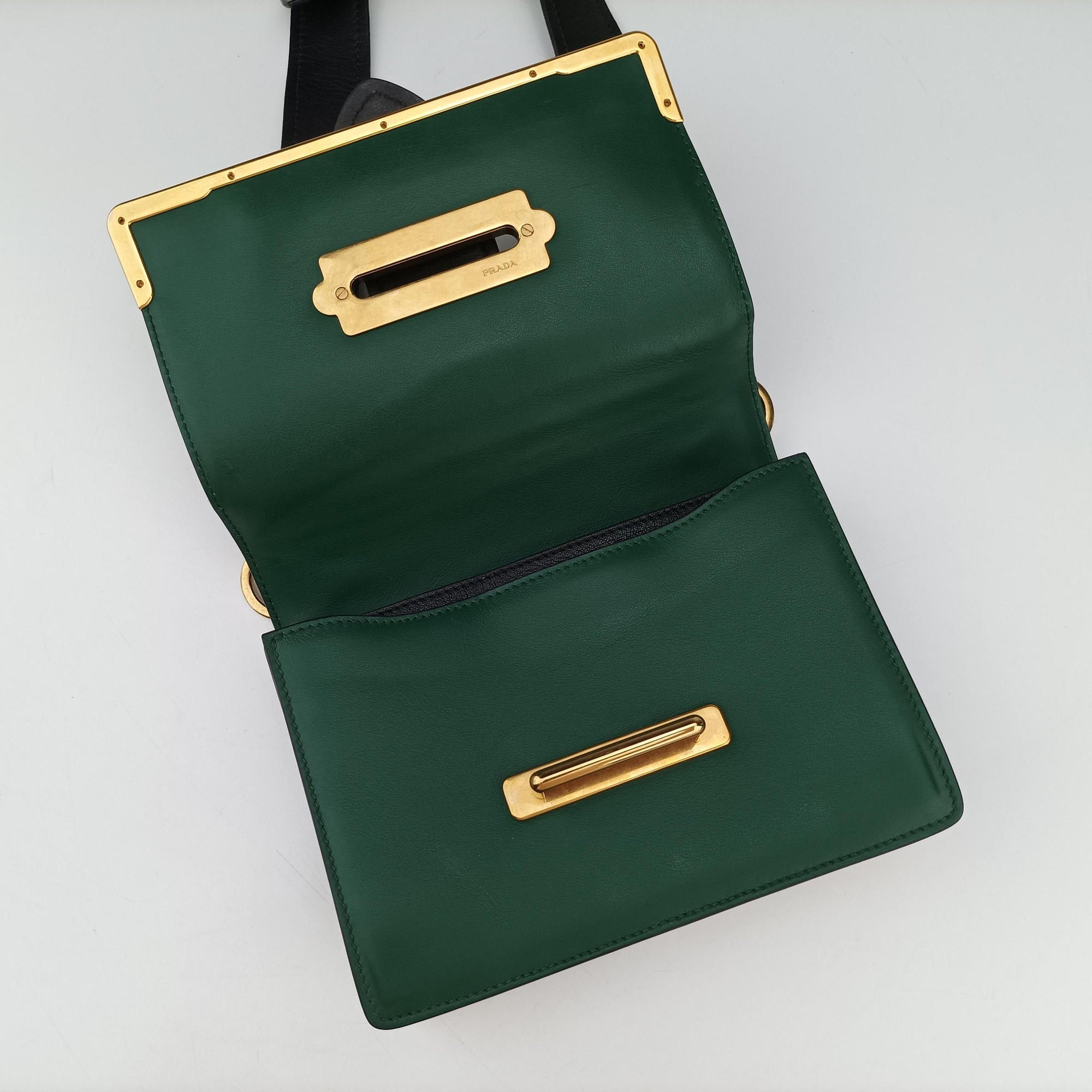 Cahier Green×black Leather 1BD045 25カイエ グリーン×ブラック レザー 1BD045 25