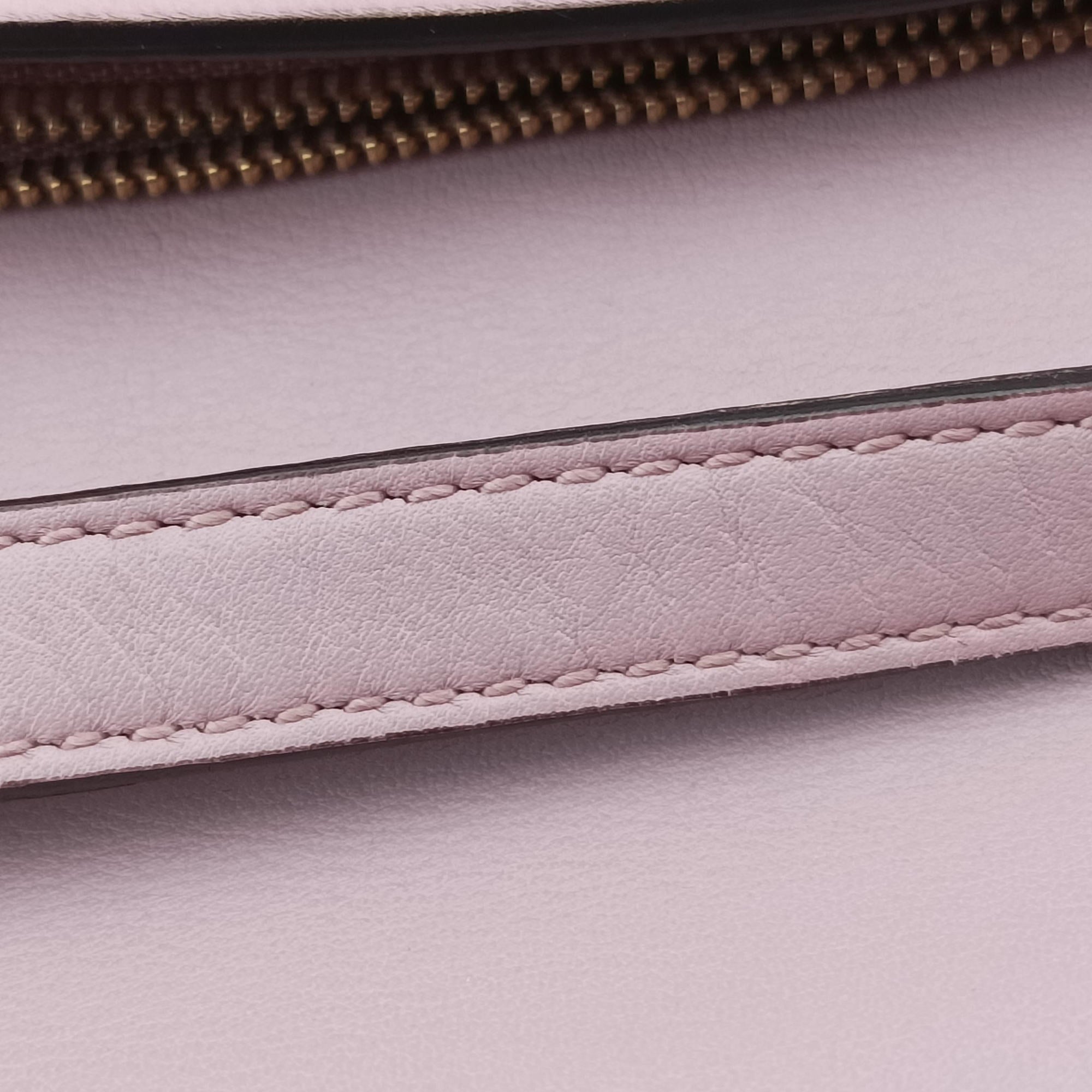 Interlocking G Pink Leather 369664 インターロッキングG ピンク レザー 369664