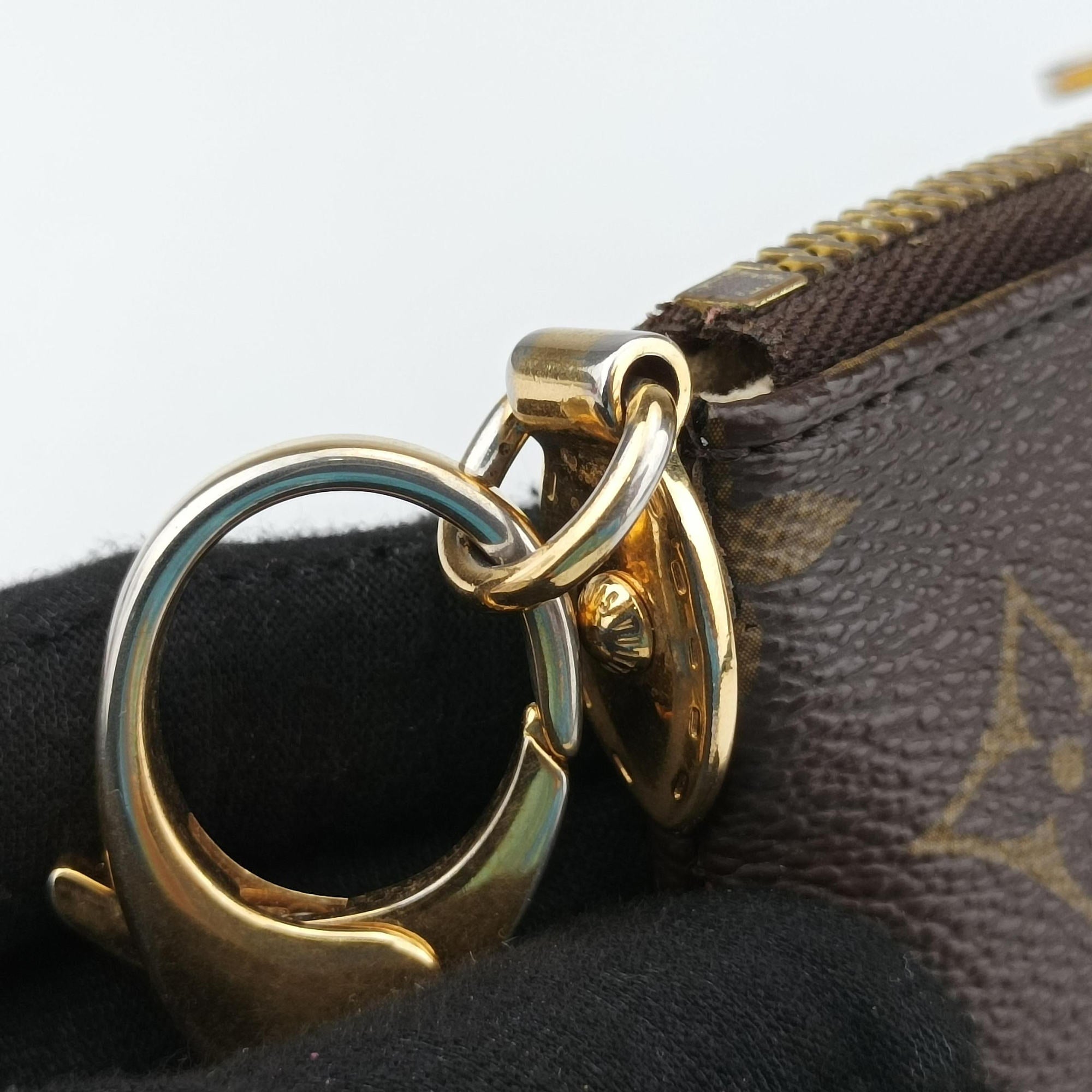 Pochette Mila MM brown Monogram Canvas M60094 AA1190ポシェット ミラ MM モノグラム/ブラウン モノグラムキャンバス M60094 AA1190