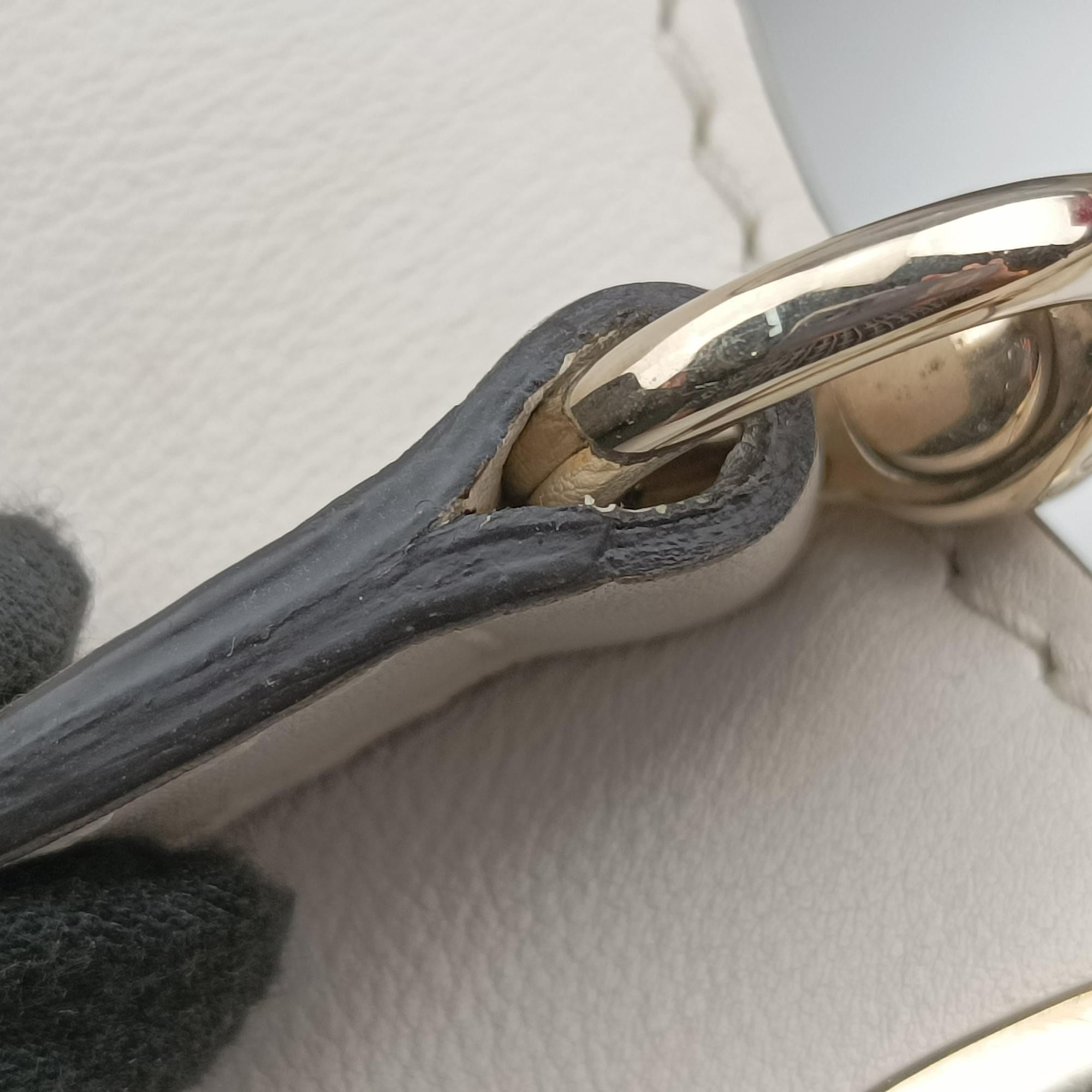 Stirrup White Leather 277514 C016515931スターラップ ホワイト レザー 277514 C016515931