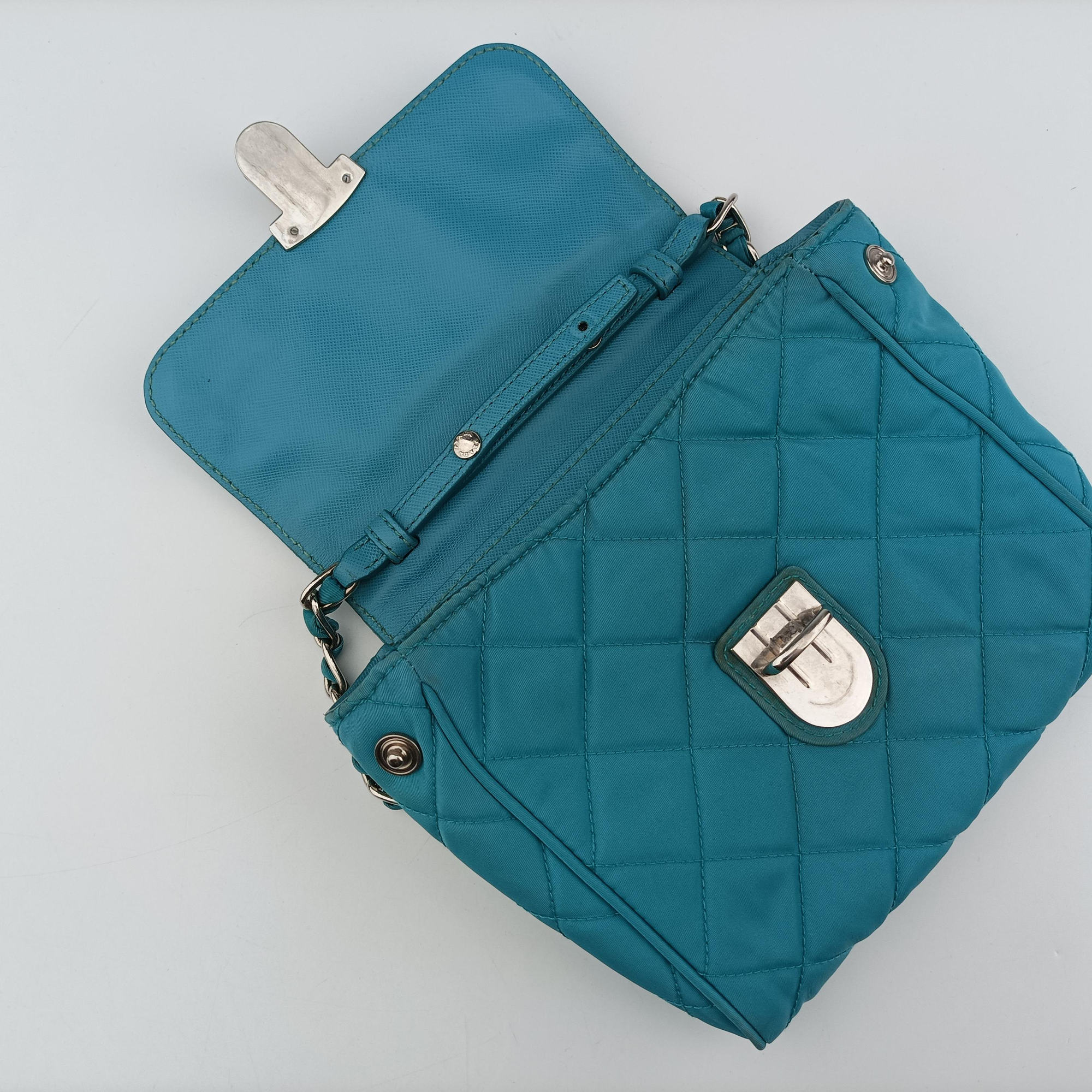 Tessuto Nylon Quilted Impuntu Flap Blue nylon 173テスートナイロンキルティング インプントゥフラップ ブルー ナイロン 173