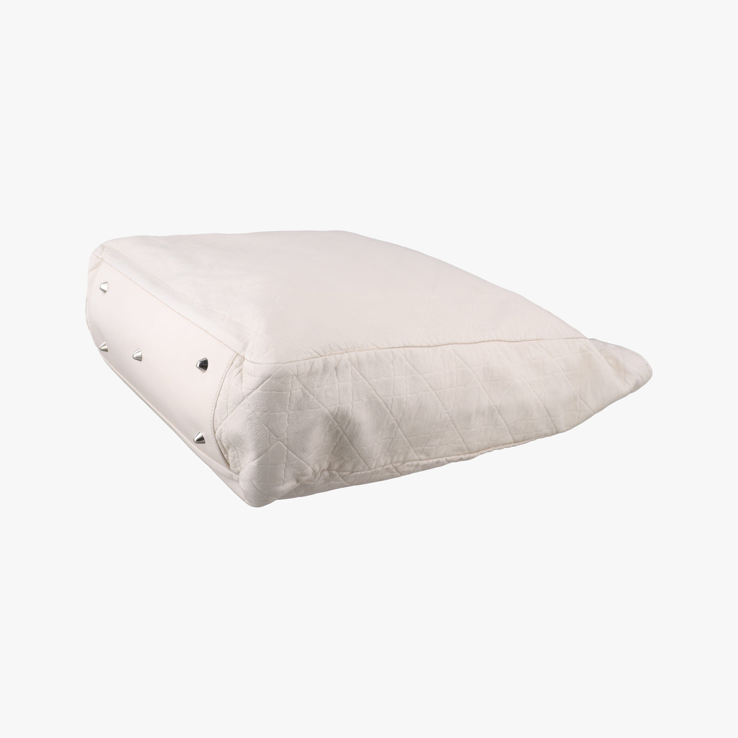 Cannage Dior Soft Shopping White lambskin 94-MA-0019カナージュ ディオール ソフトショッピング ホワイト ラムスキン 94-MA-0019