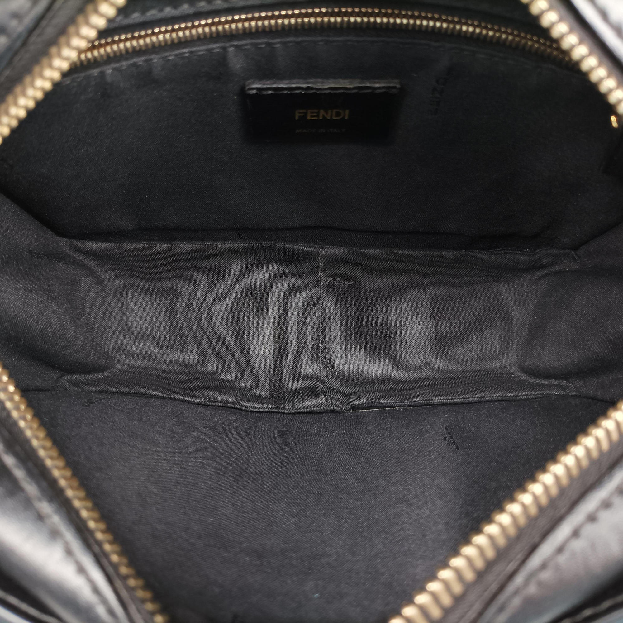 Monster Camera case Black Leather 7VA428 7VA428 A3D8 198-0397モンスター カメラバッグ ブラック レザー 7VA428 7VA428 A3D8 198-0397