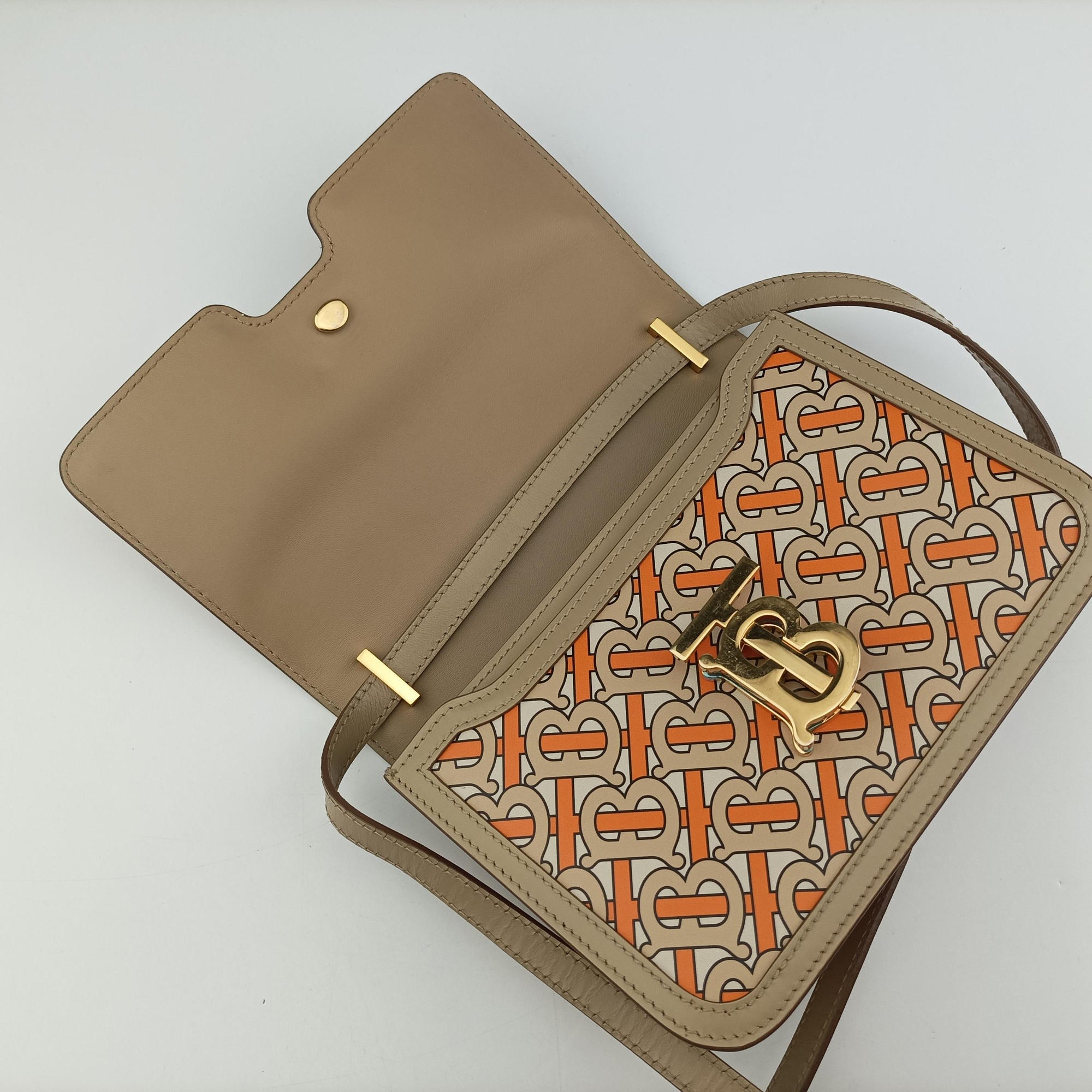 Pochette Multicolour Leather BMPPAN1301ポシェット マルチカラー レザー BMPPAN1301