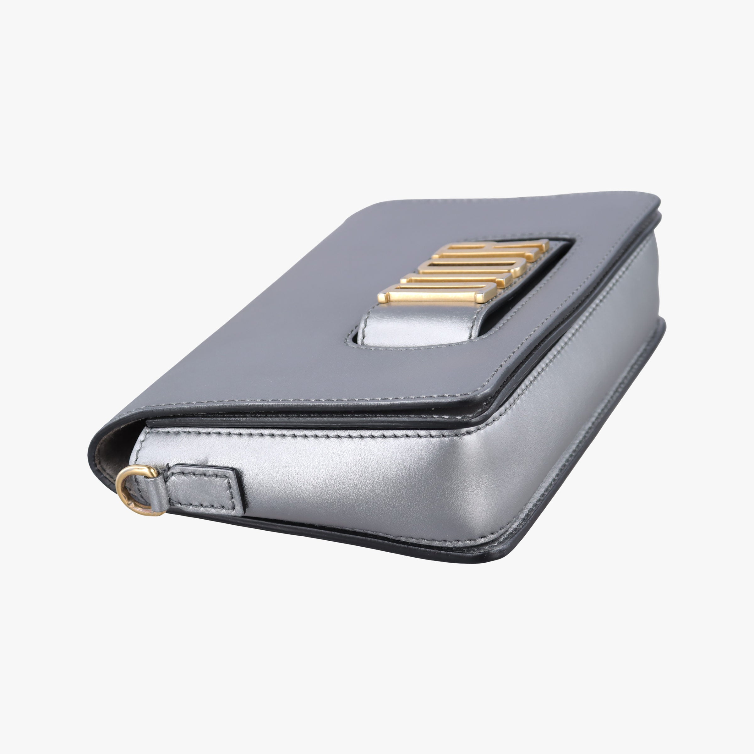 Diorevolution Silver Leather 19-MA-0147ディオール エボリューション フラップ シルバー レザー 19-MA-0147
