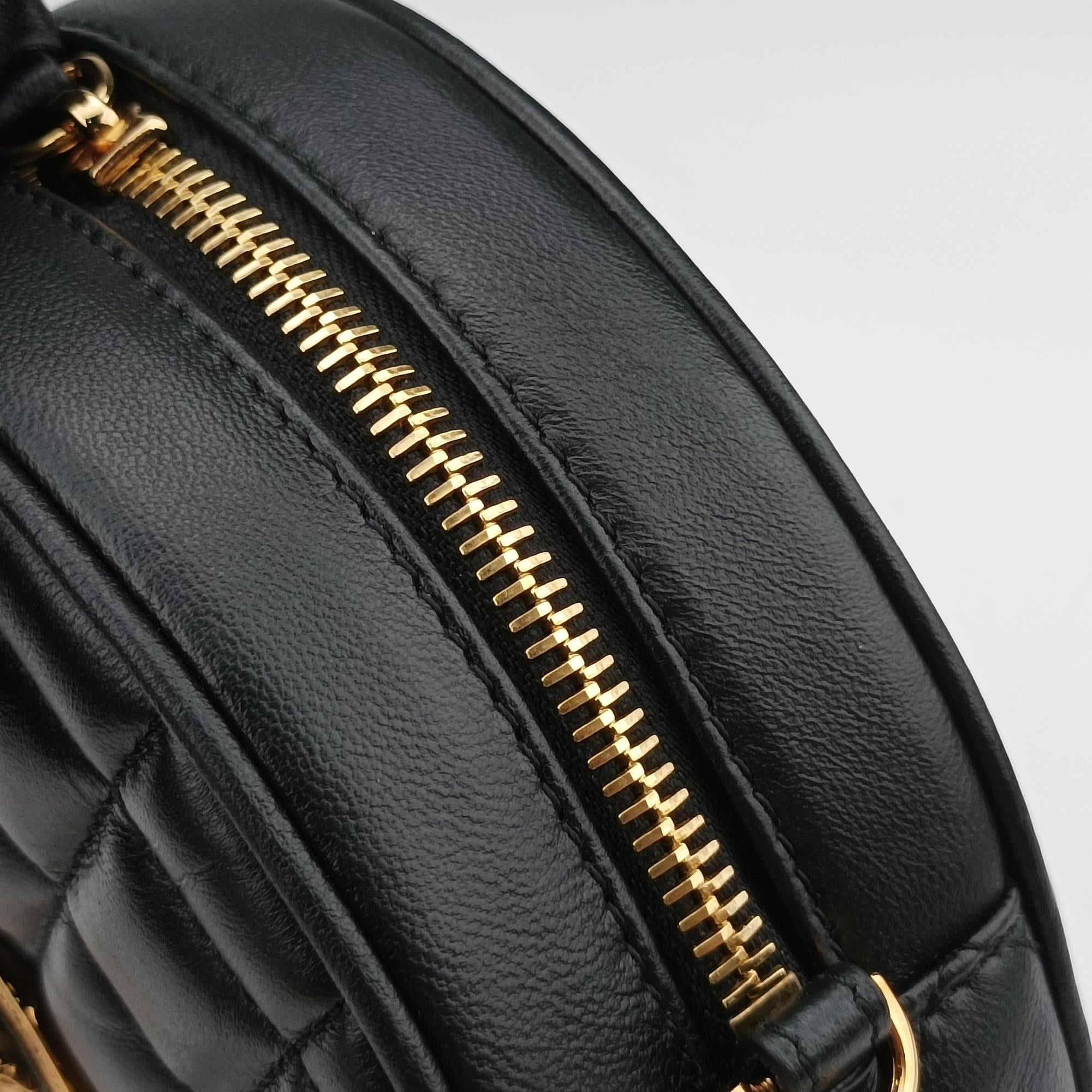 Medusa Black Leather メドゥーサ ブラック レザー