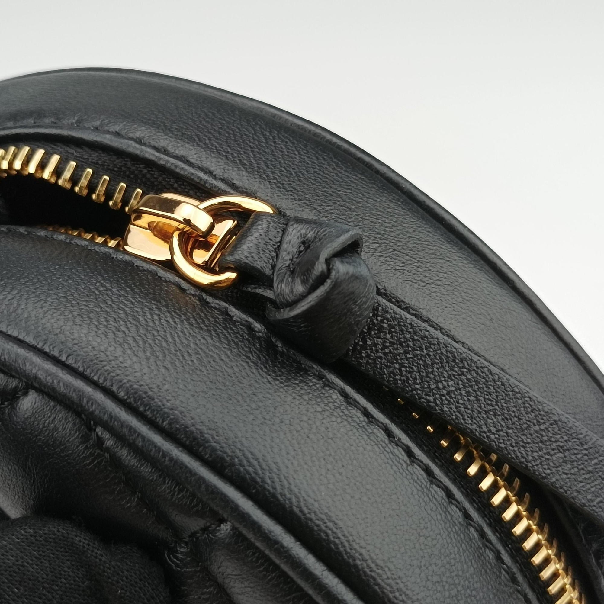 Medusa Black Leather メドゥーサ ブラック レザー