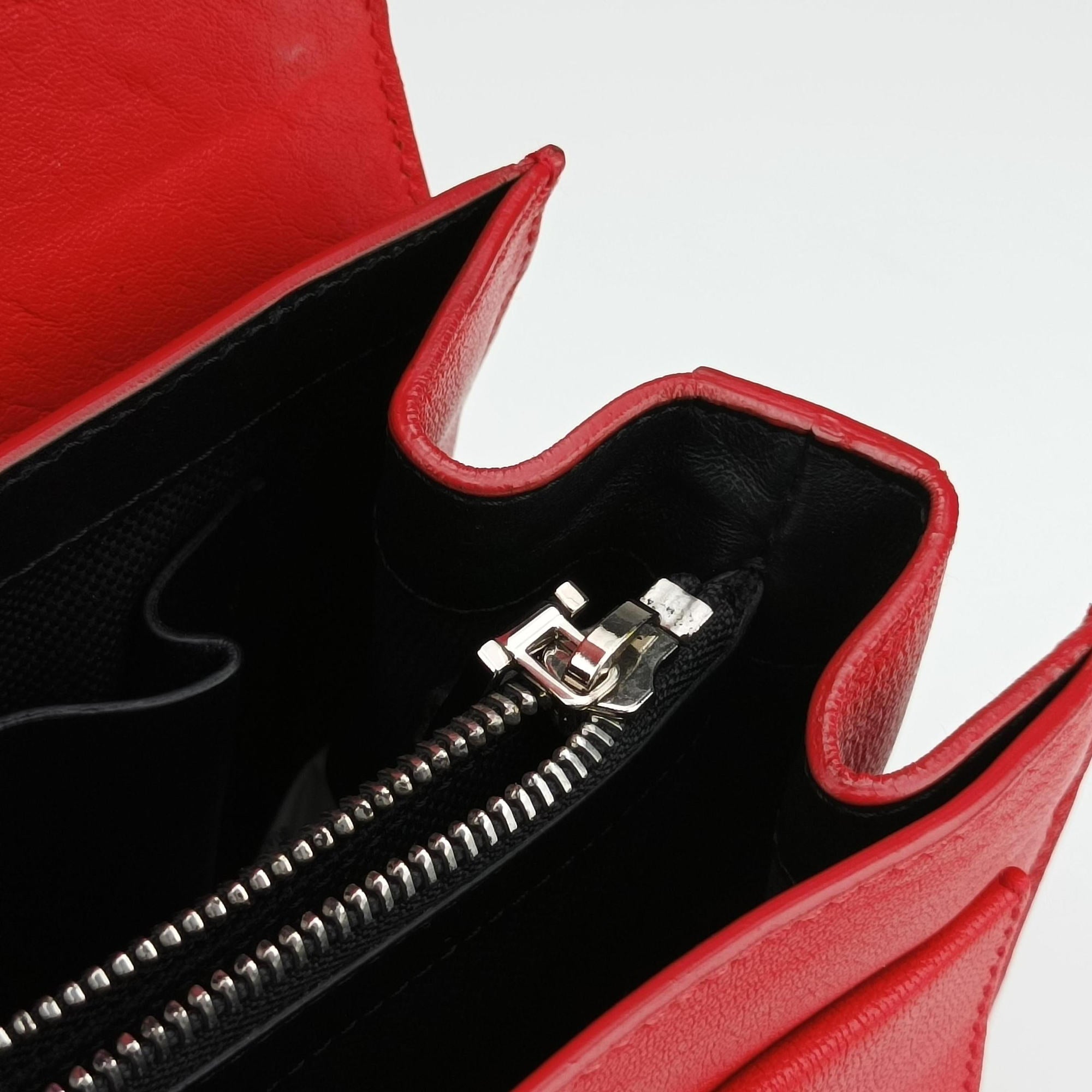 Versace Borsa Stardvst Red leather CLG 520161327815ヴェルサーチ ボルサ スタードヴェスト レッド レザー CLG 520161327815