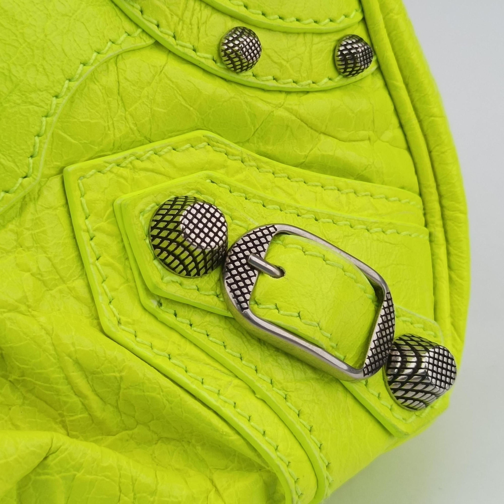 Le Cagole YellowGreen lambskin 695814.7206.R.493075ルカゴール イエローグリーン ラムスキン 695814.7206.R.493075