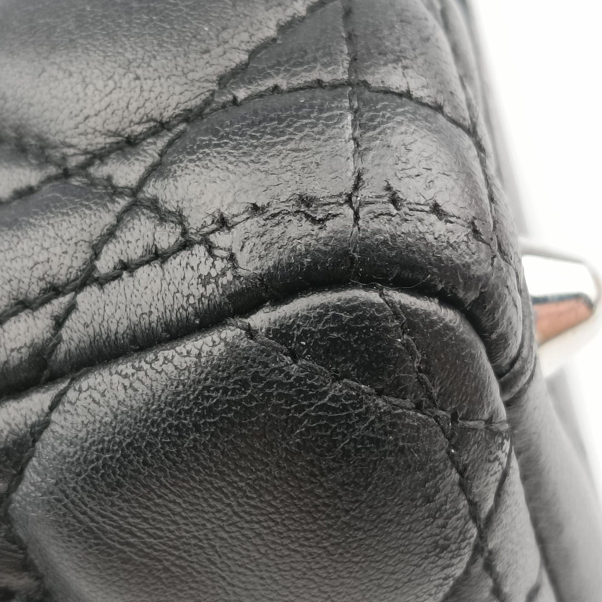 Lady Dior Black lambskin 26-MA-1111レディディオール ブラック ラムスキン 26-MA-1111