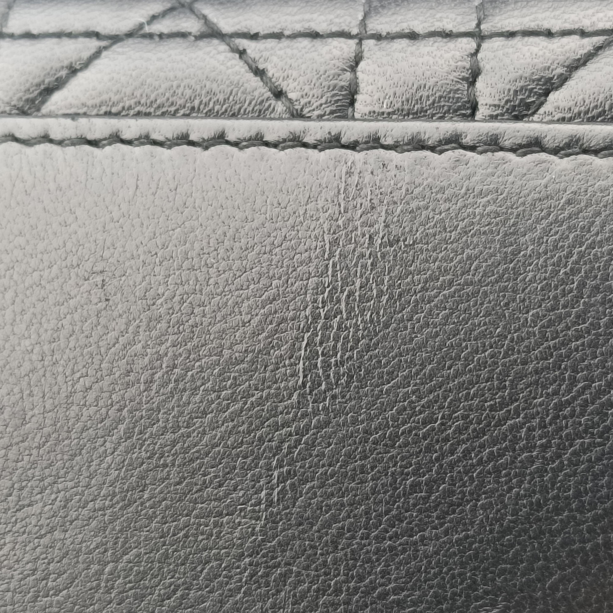 Lady Dior Black lambskin 26-MA-1111レディディオール ブラック ラムスキン 26-MA-1111
