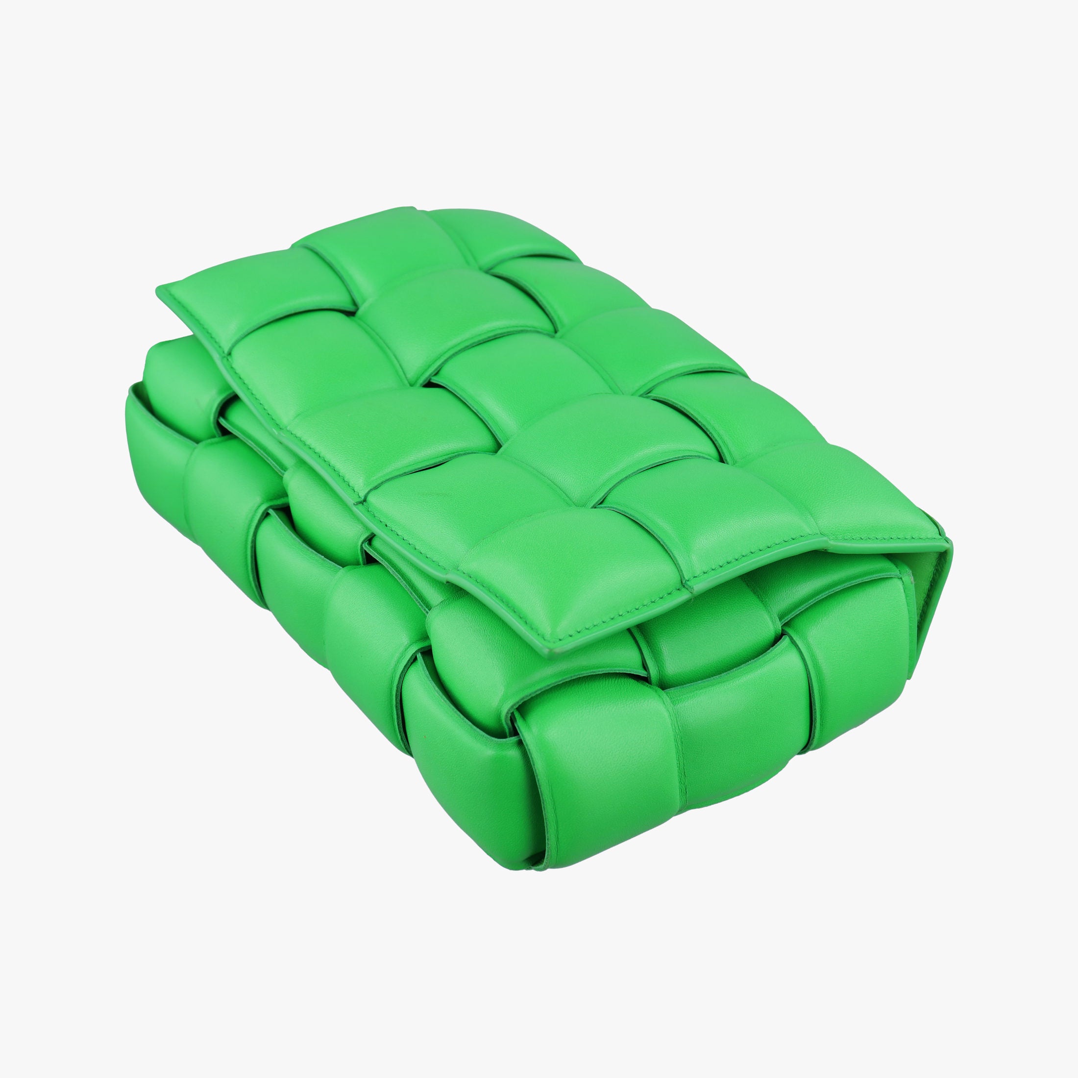 Padded Cassette Green lambskin B09349835Zパデッド カセット グリーン ラムスキン B09349835Z