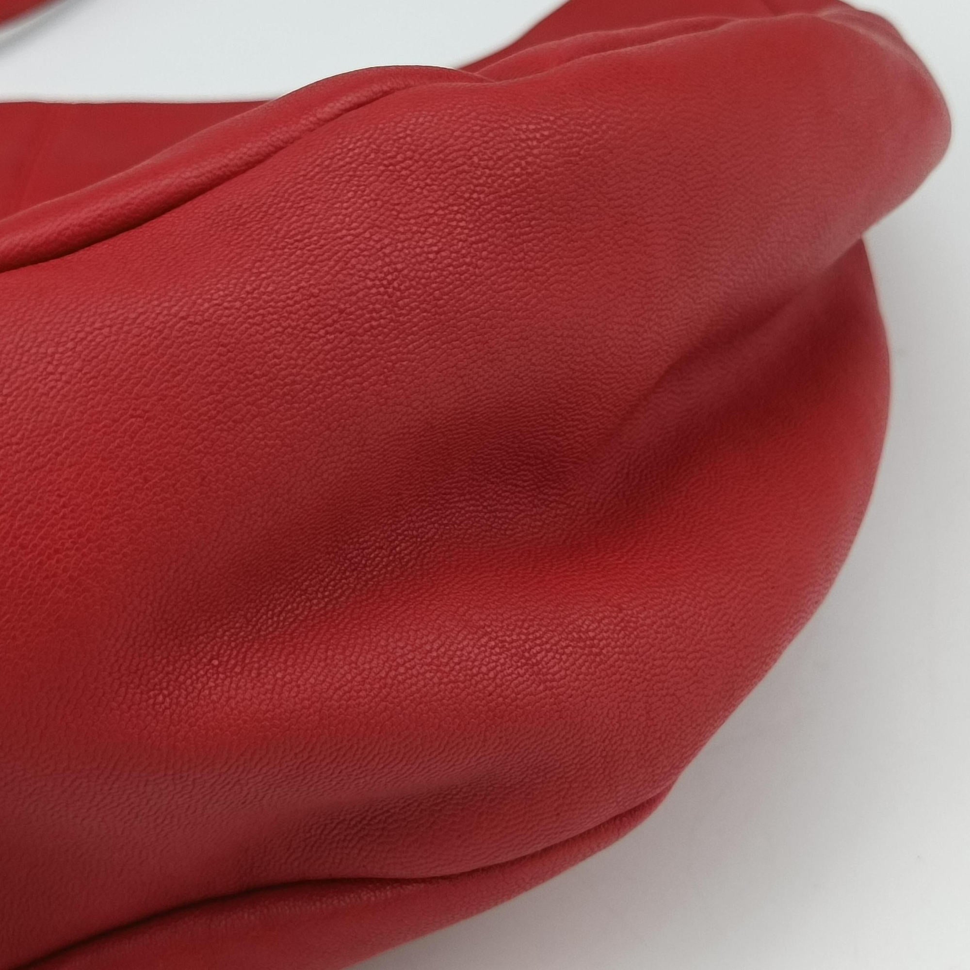 Vara Ribbon Red calfskin AU-21/C337ヴァラ ライン レッド カーフレザー AU-21/C337