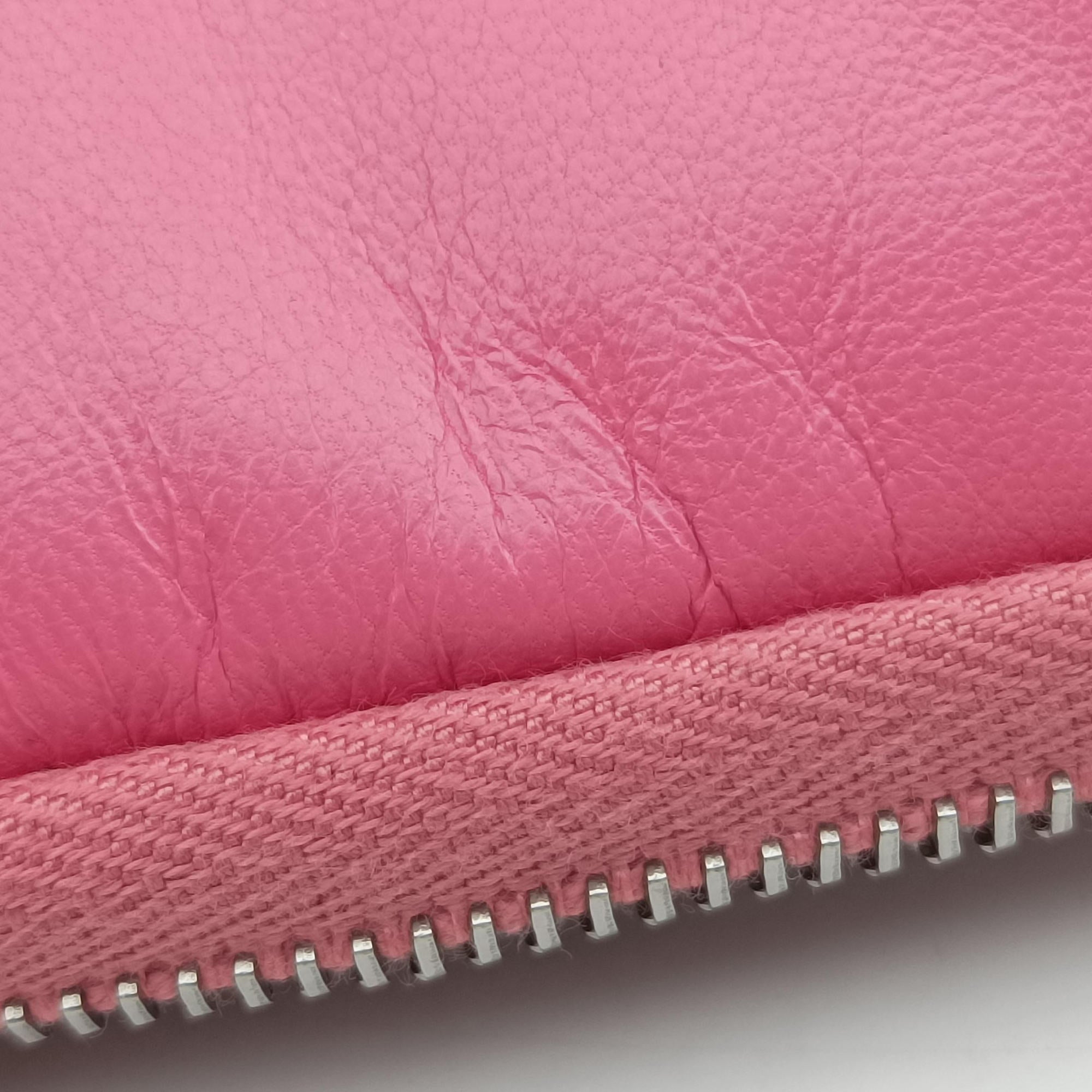 Triangle mini Pink Leather 1NR015 62トライアングル ミニ ピンク レザー 1NR015 62