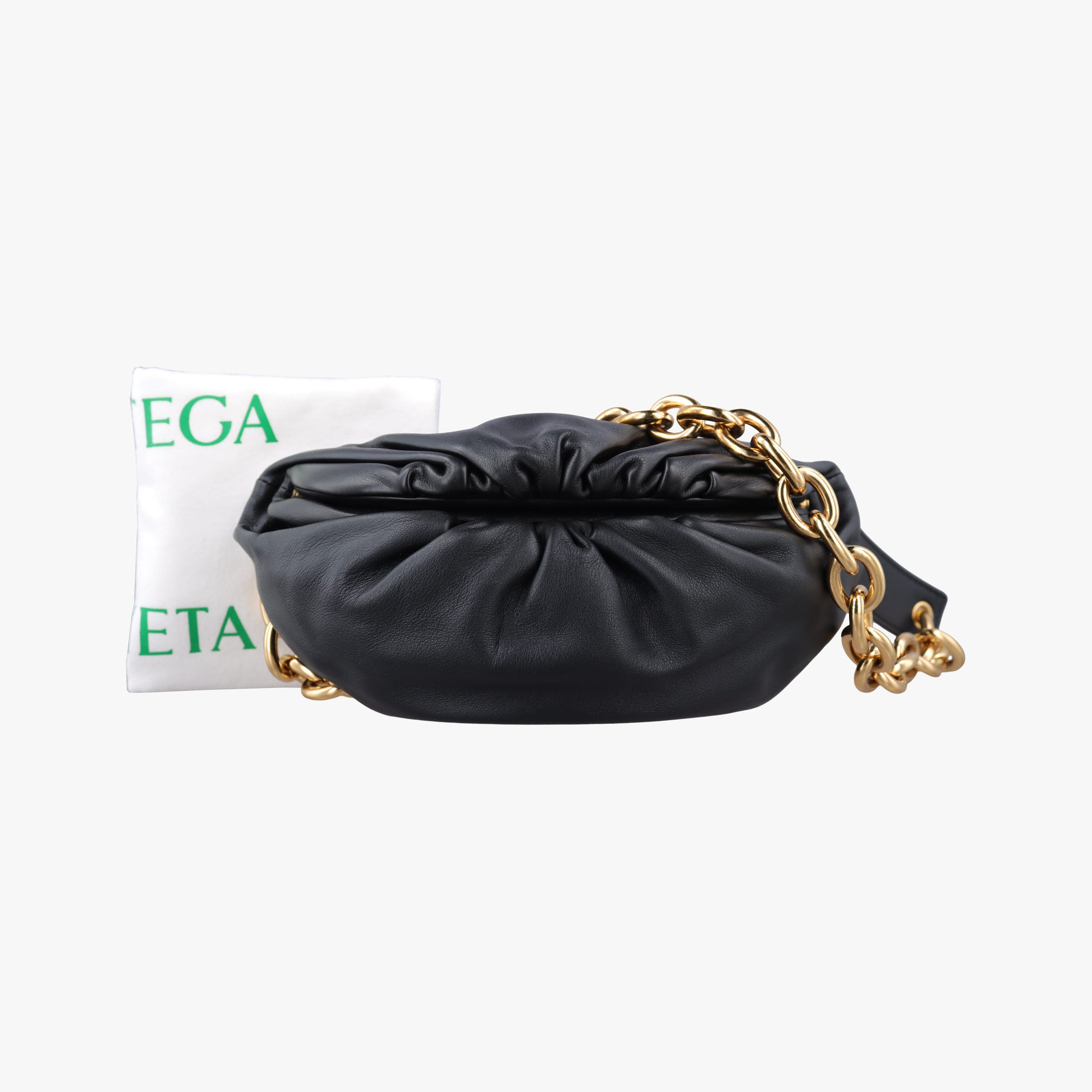 The Chain Pouch Black Lambskin P01497330Uザ チェーンポーチ ブラック ラムスキン P01497330U