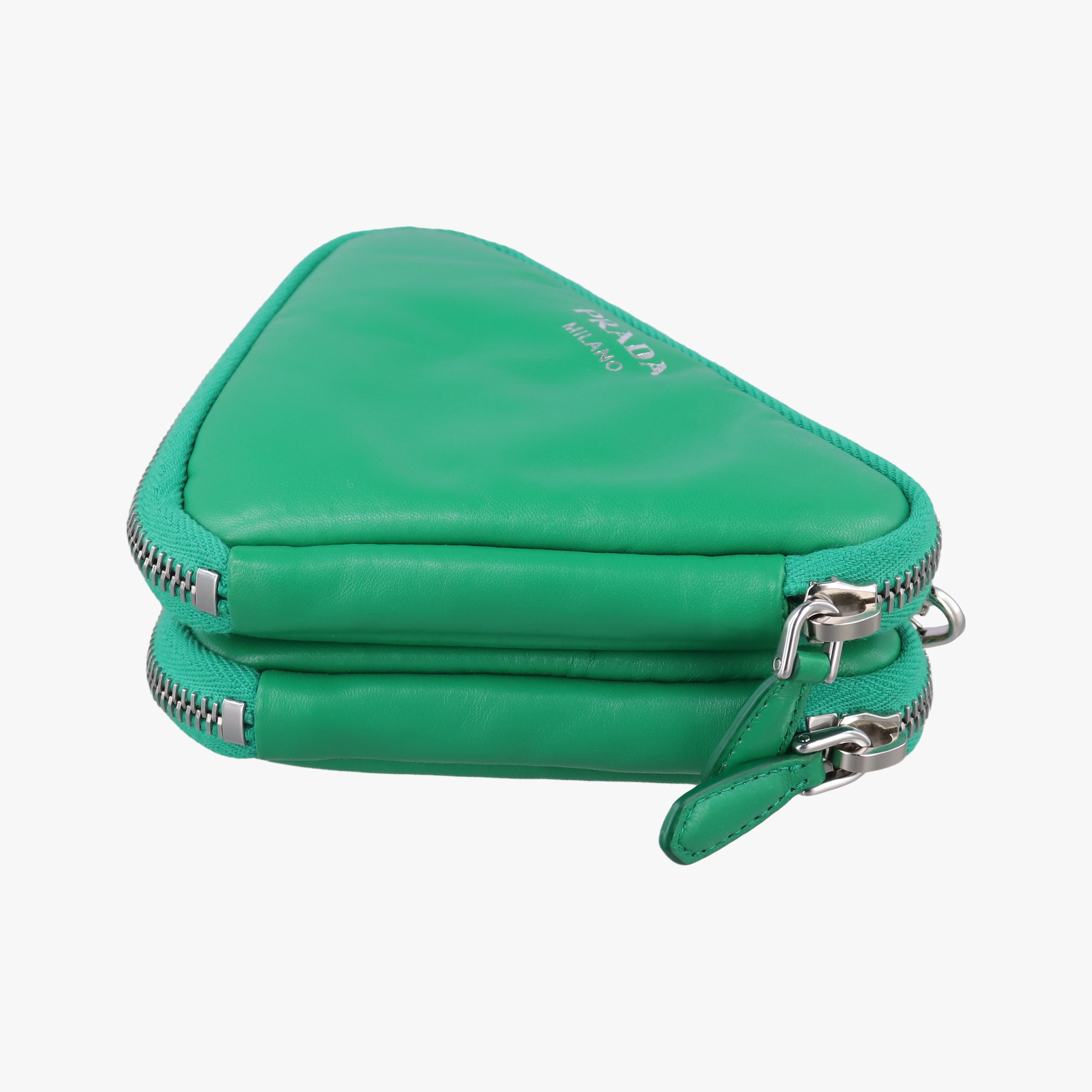 triangle mini Green Leather 1NR015 62トライアングル ミニ グリーン レザー 1NR015 62